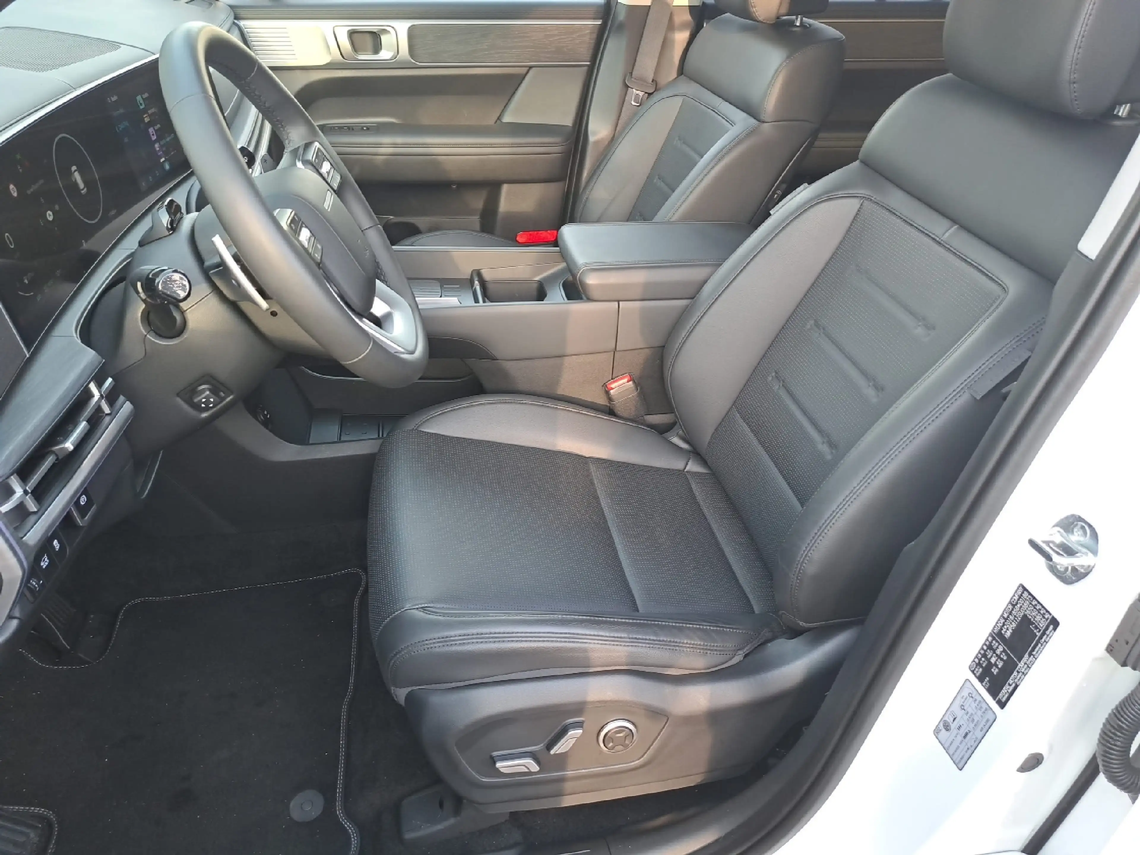 Hyundai SANTA FE 1.6 T-GDI HEV *NSCC*HDA2.0*4xSHZ — photo 9