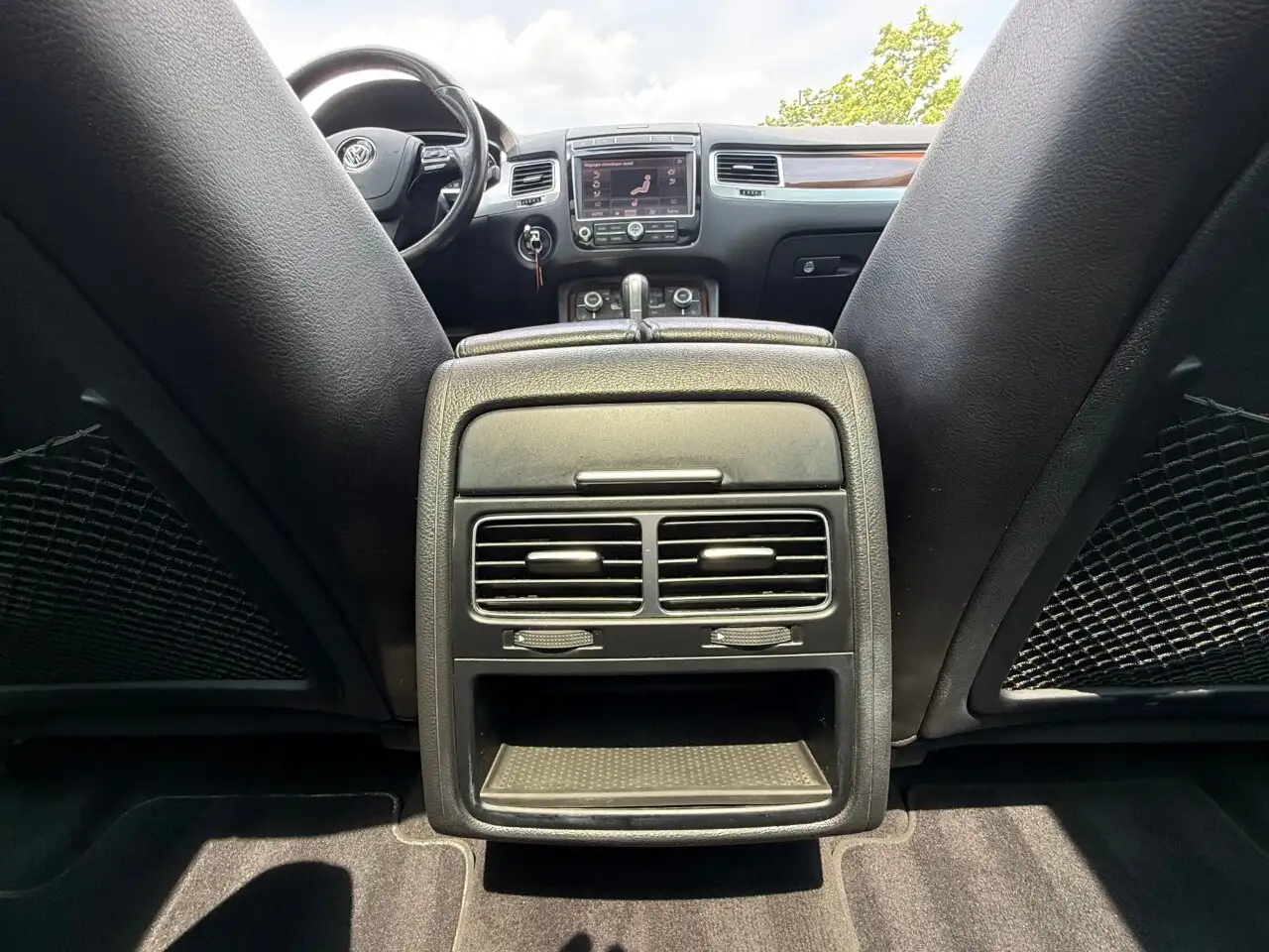 Volkswagen Touareg снимка Volkswagen Touareg