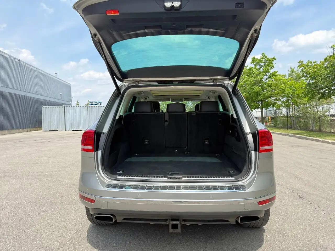 Volkswagen Touareg снимка Volkswagen Touareg
