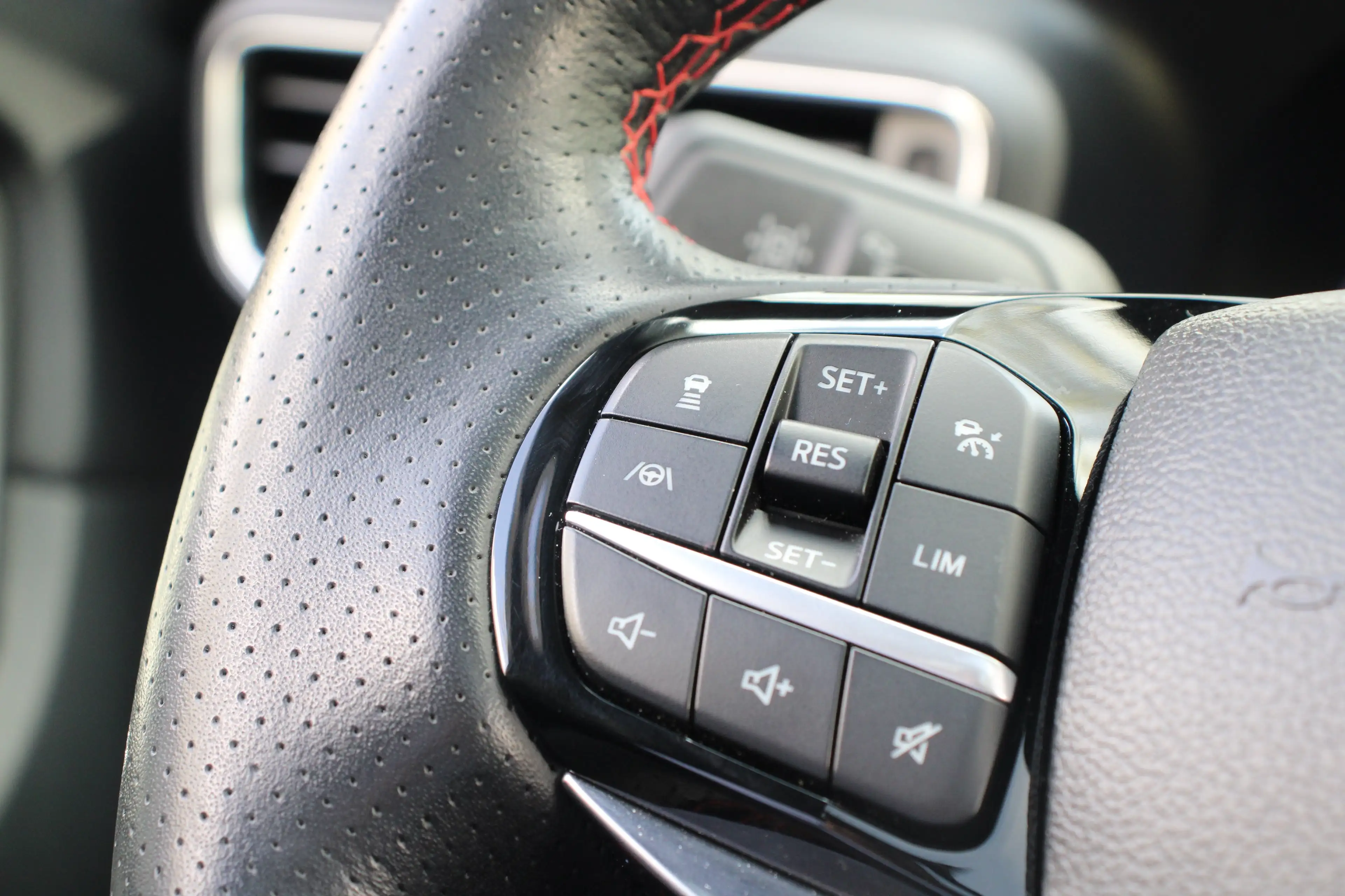 Ford Explorer ST-Line Plug-in-Hybrid 4x4 | 360° Camera | Voorsto — photo 13