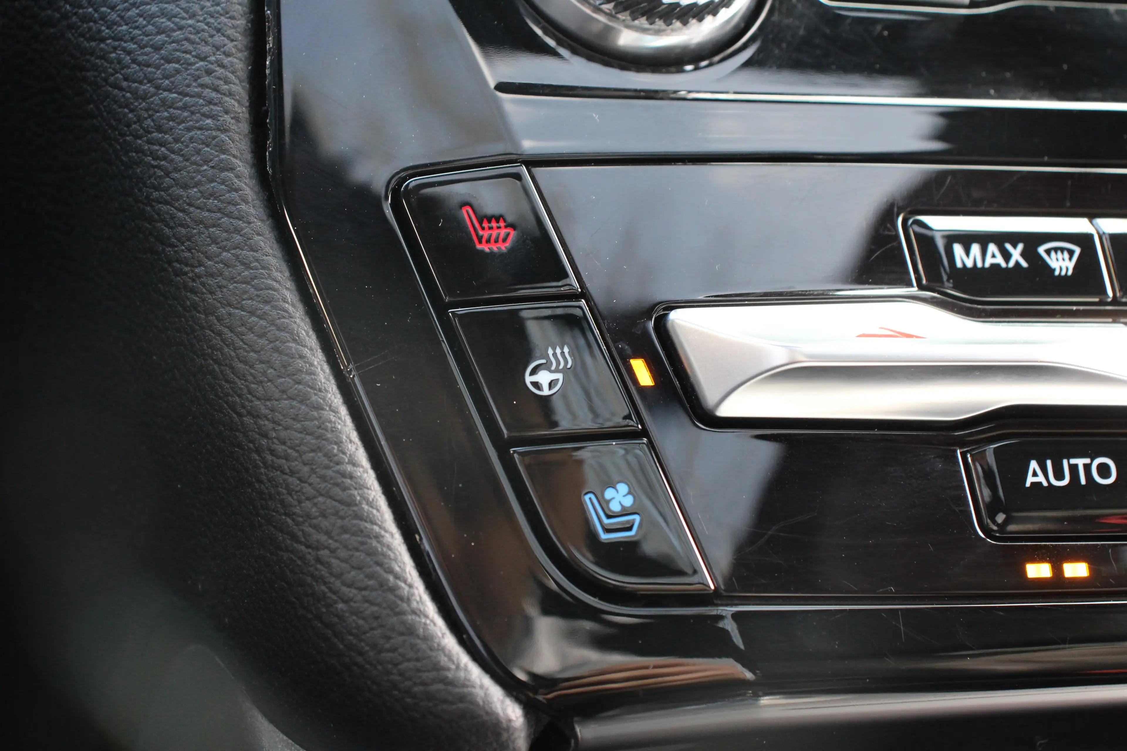 Ford Explorer ST-Line Plug-in-Hybrid 4x4 | 360° Camera | Voorsto — photo 29