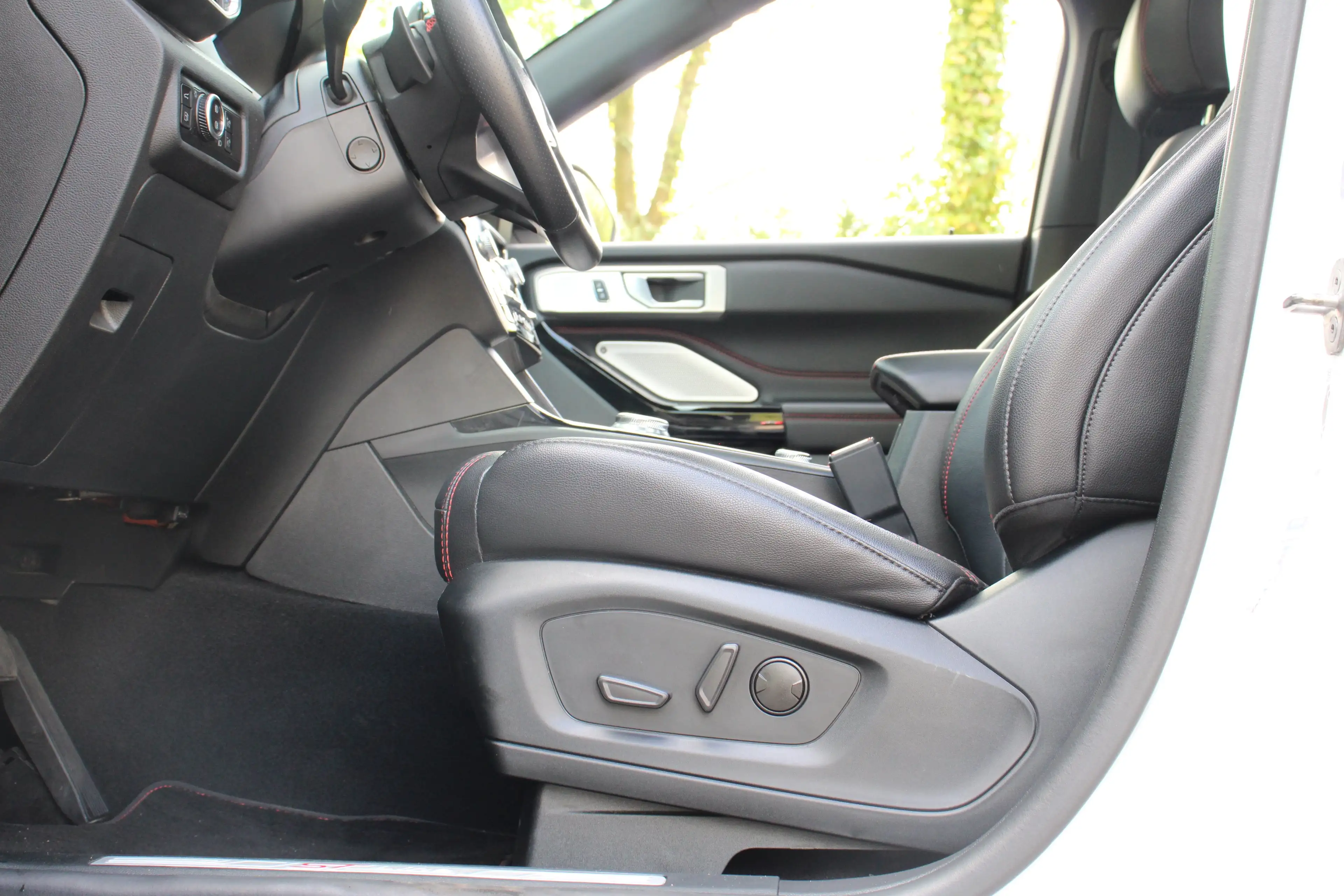 Ford Explorer ST-Line Plug-in-Hybrid 4x4 | 360° Camera | Voorsto — photo 8