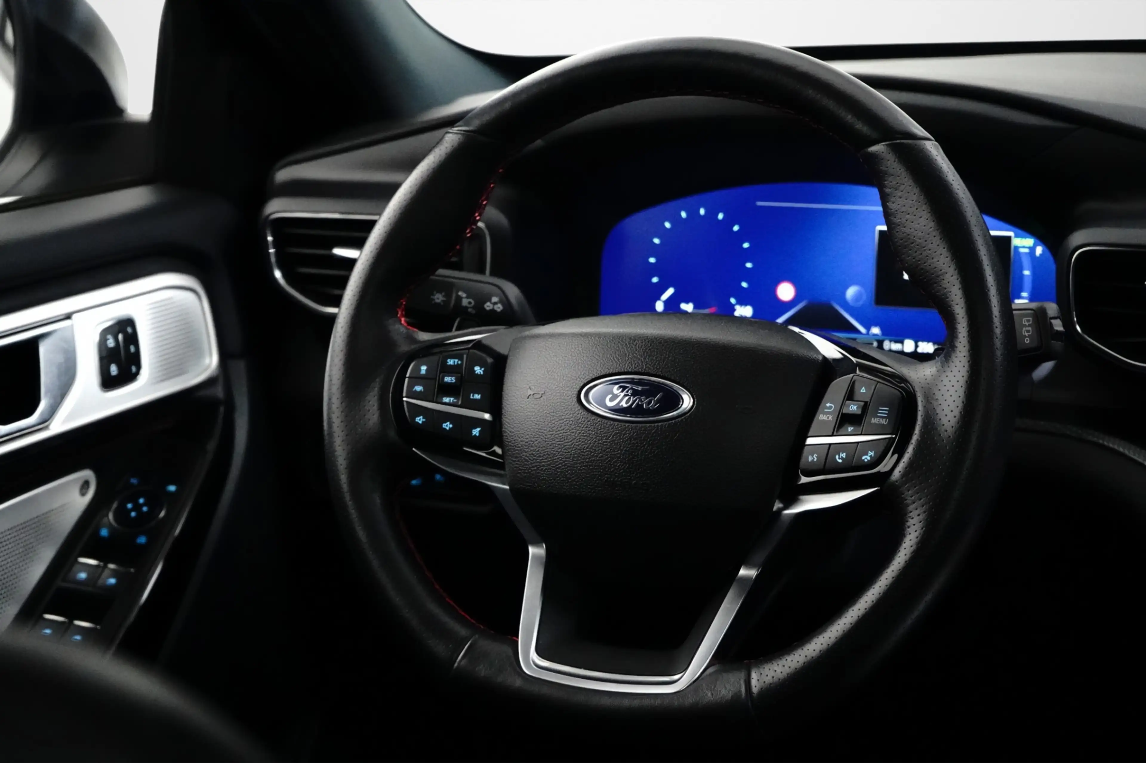 Ford Explorer ST-Line Plug-in-Hybrid 4x4 | 360° Camera | Voorsto — photo 40