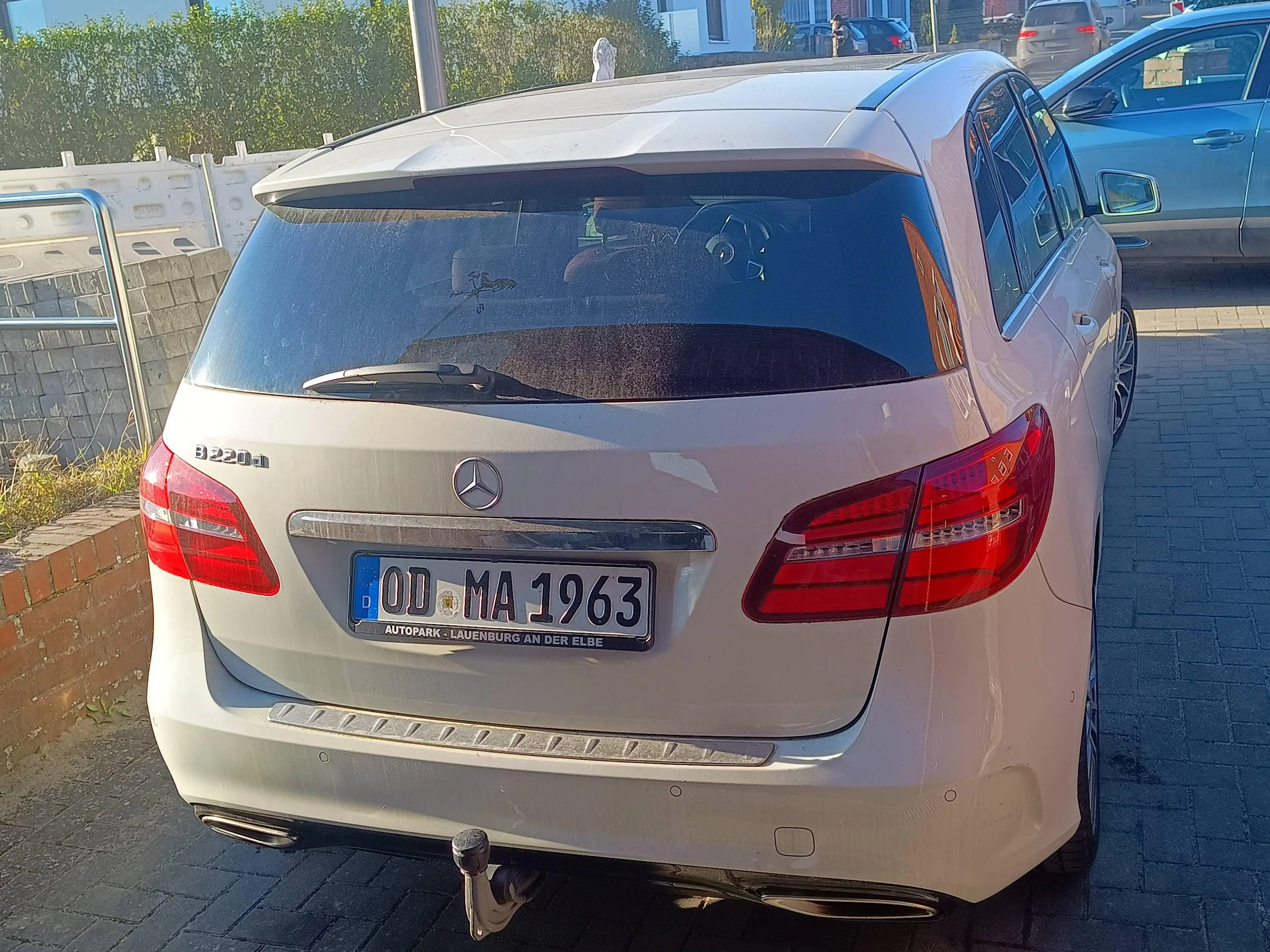 Mercedes-Benz B 220 B-Klasse Diesel (CDI) d 7G-DCT AMG Line — photo 4