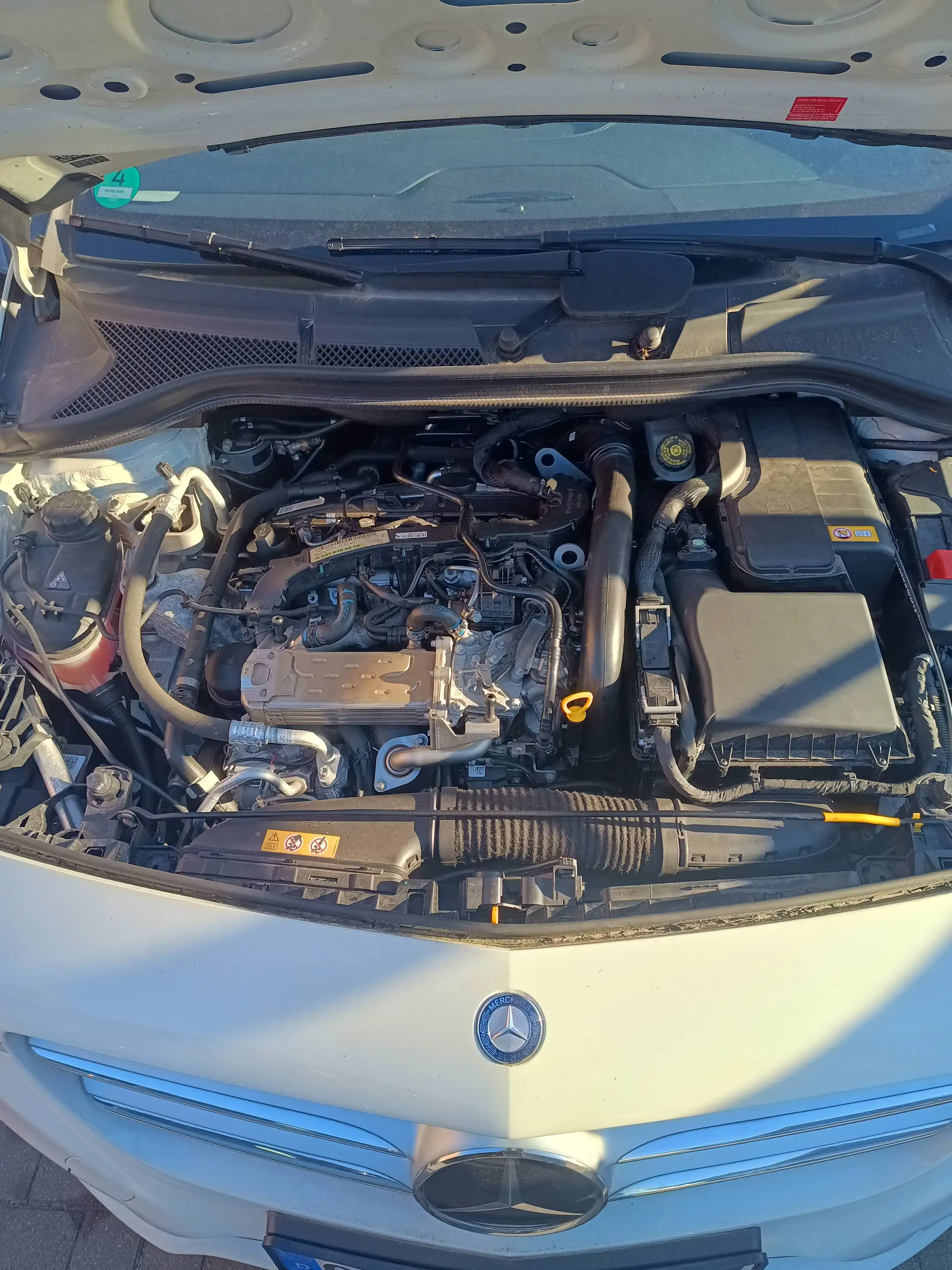 Mercedes-Benz B 220 B-Klasse Diesel (CDI) d 7G-DCT AMG Line — photo 14
