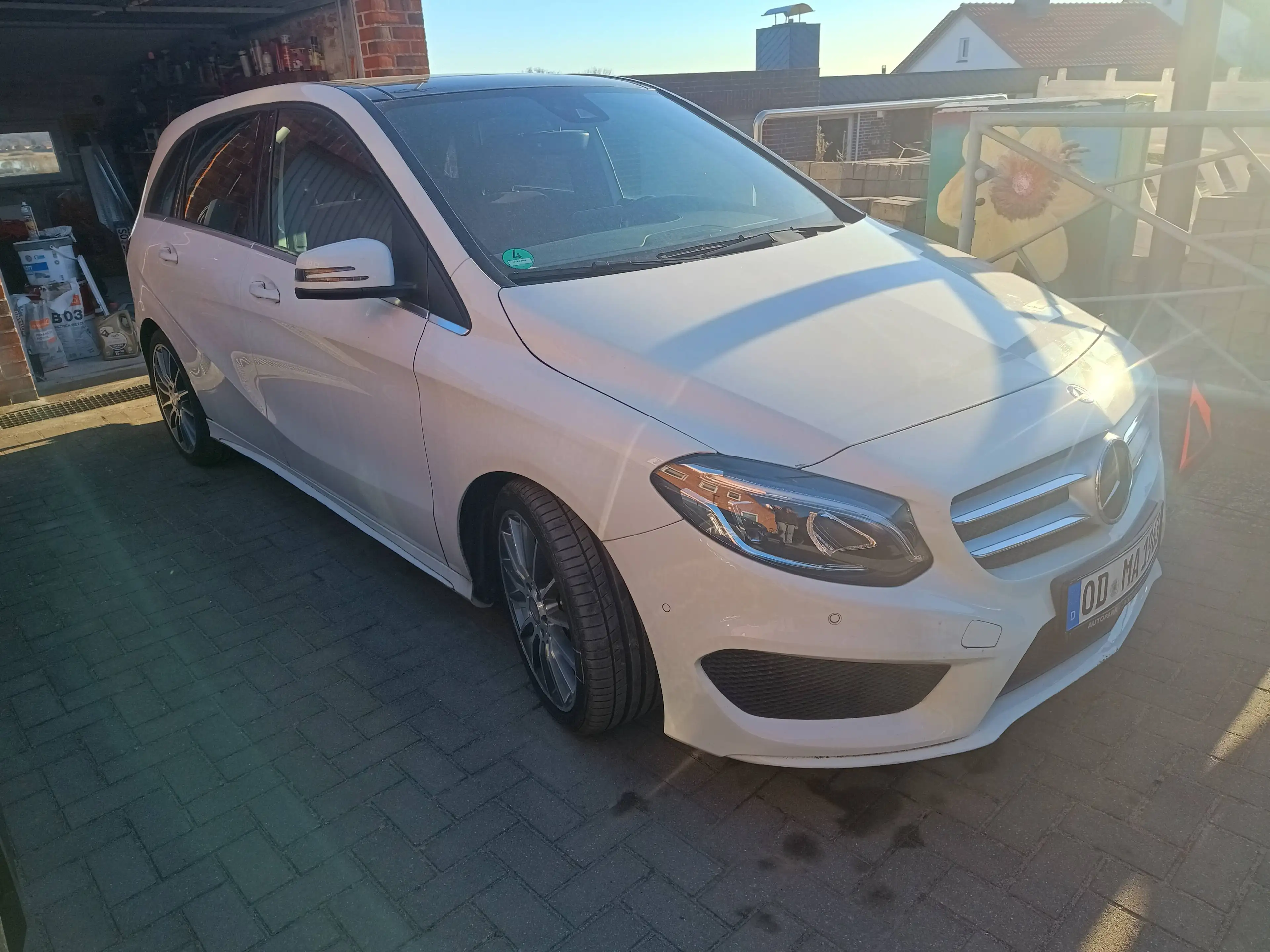 Mercedes-Benz B 220 B-Klasse Diesel (CDI) d 7G-DCT AMG Line