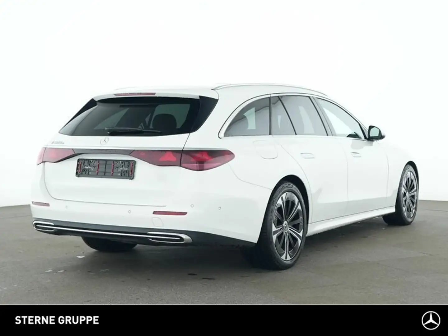 Mercedes-Benz E 300 E 300 e T Avantgarde AHK Superscr Distr Burme Blanc - 2