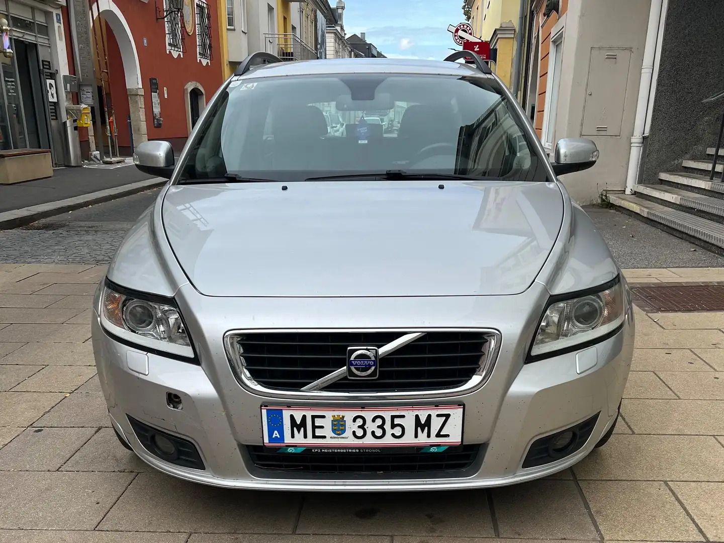 Volvo V50 V50 2,0 D Silber - 1