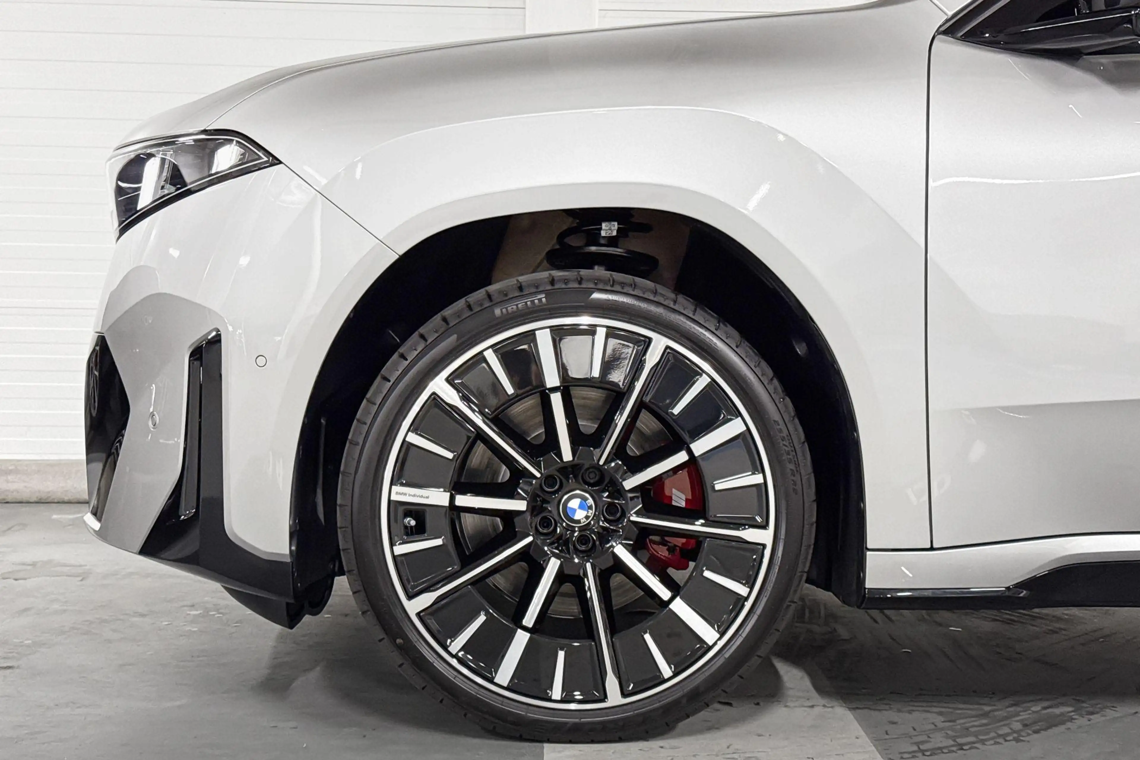 BMW iX3 40 eDrive | M-Sport Pro | Innovation Pack | Drivin — photo 4