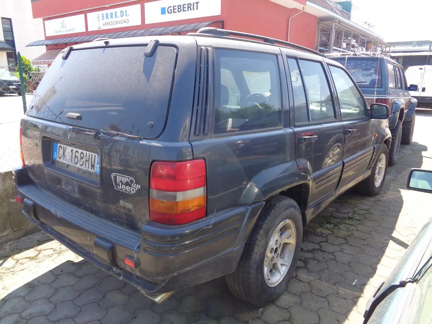 Jeep Grand Cherokee Grand Cherokee 5.9 Limited LX auto Silber - 2