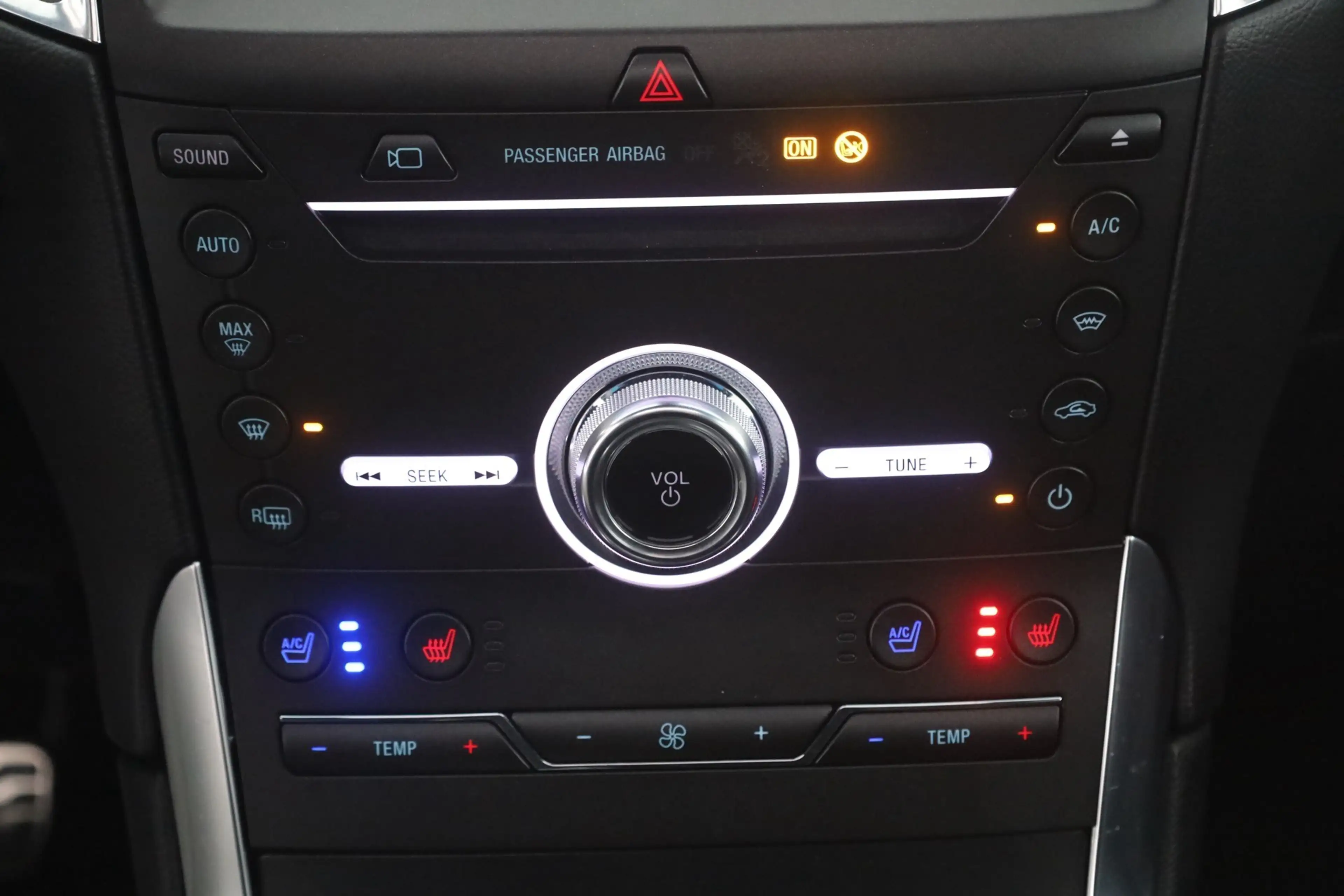 Ford Edge 2.0 EcoBlue ST-Line 4x4 LED Klimaaut. Navi SH — photo 13