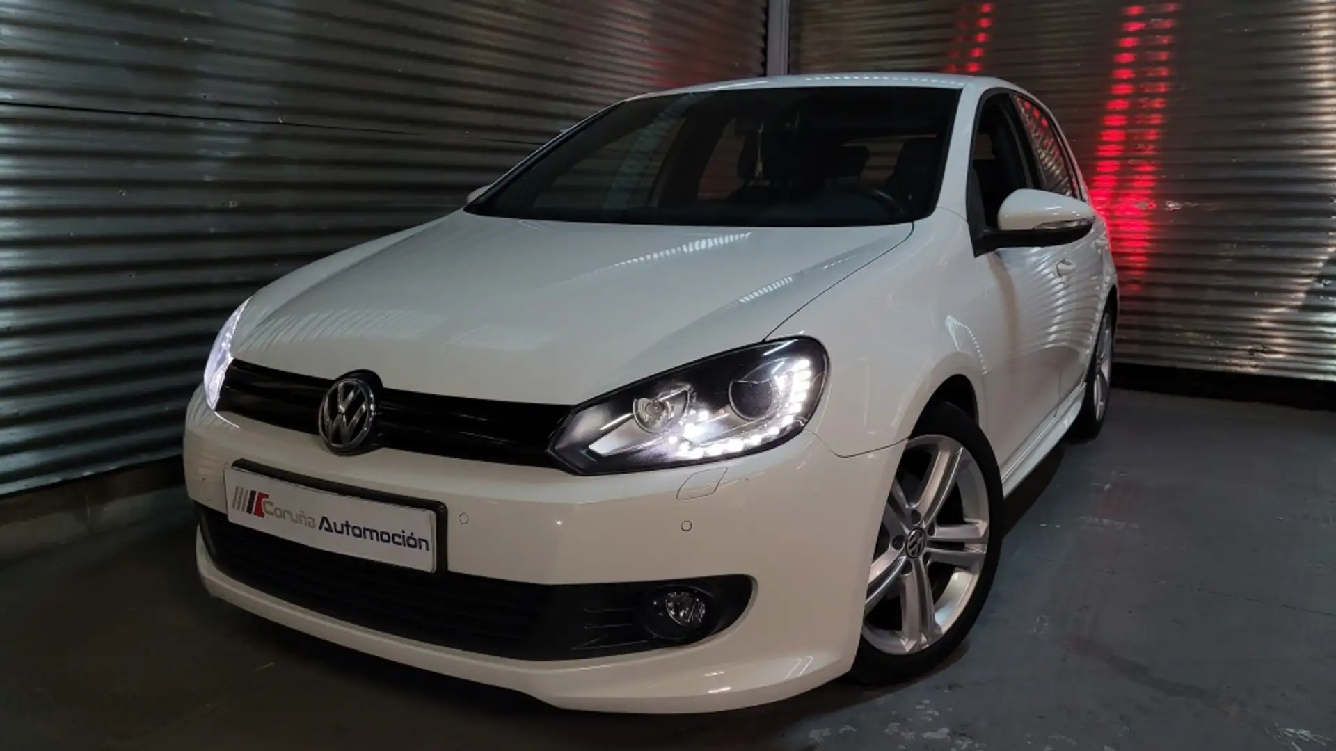 Volkswagen Golf 2.0TDI CR Sport Last Edition 140 Bianco - 1