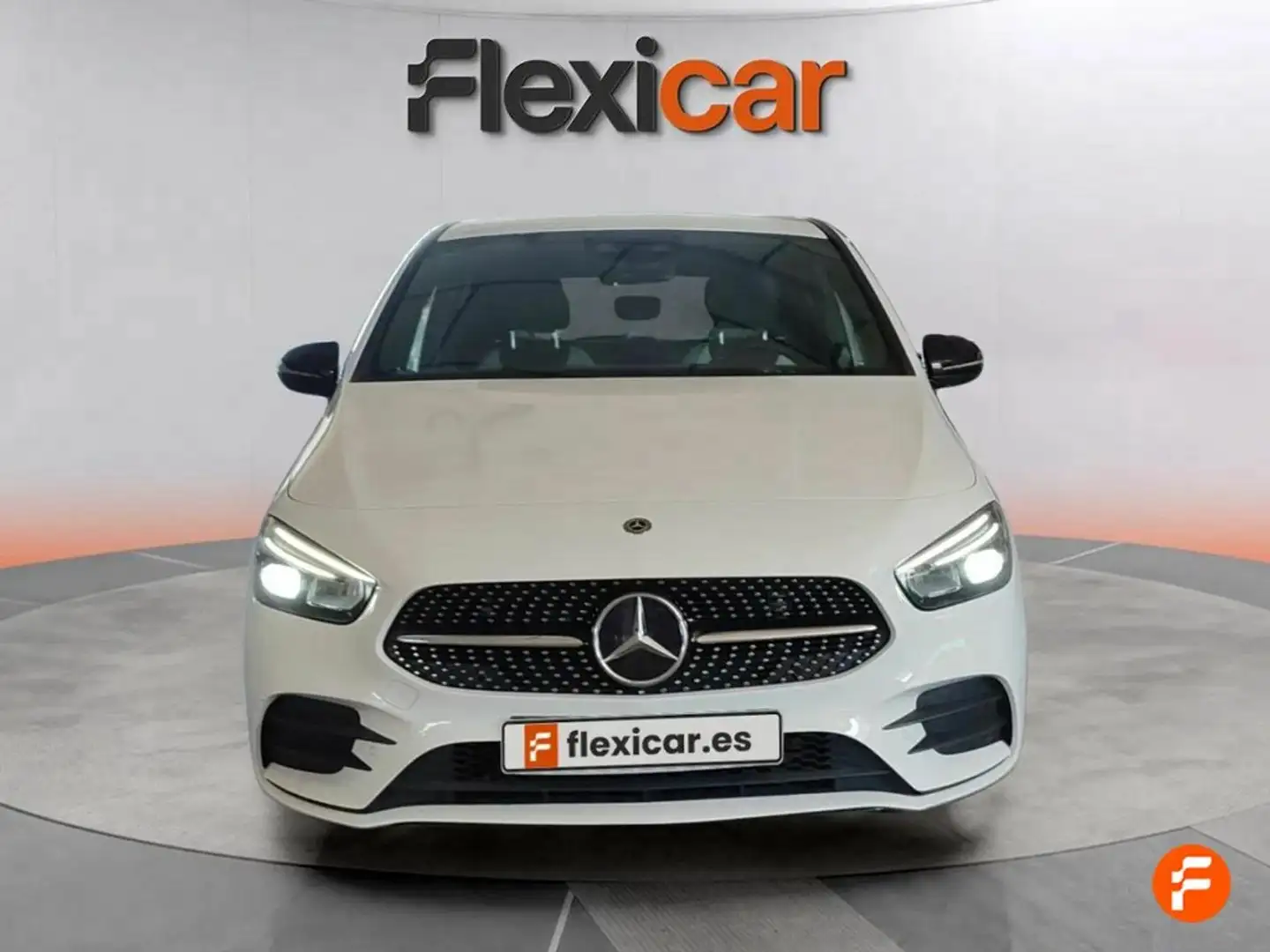 Mercedes-Benz B 200 d 4MATIC Amarillo - 2