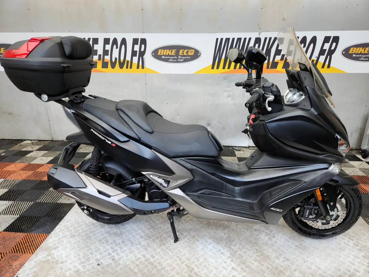 Kymco Xciting 400i Gris - 1