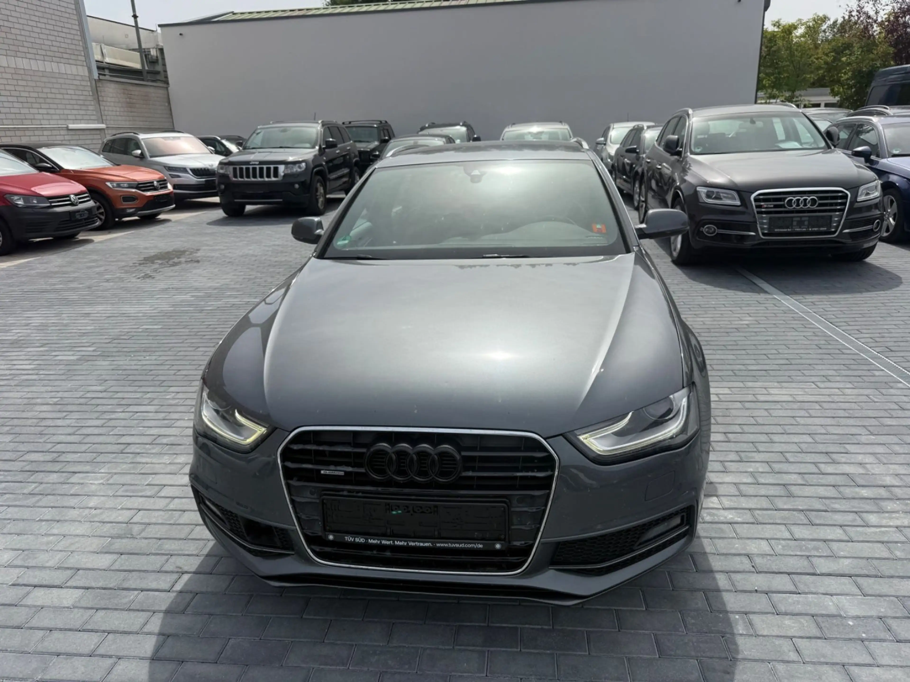 Audi A4 Avant S line Sportpaket / plus quattro — photo 2
