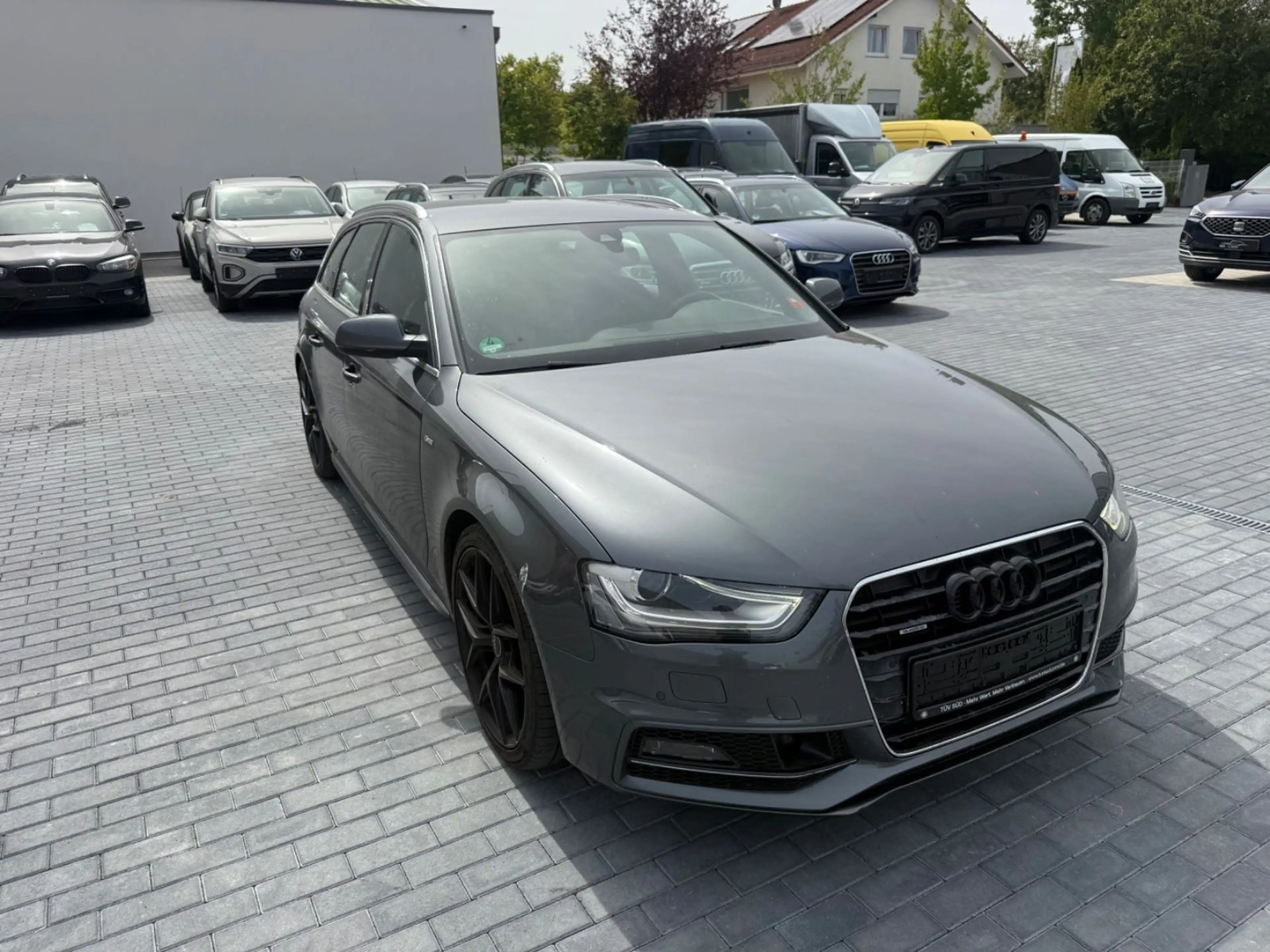 Audi A4 Avant S line Sportpaket / plus quattro — photo 3
