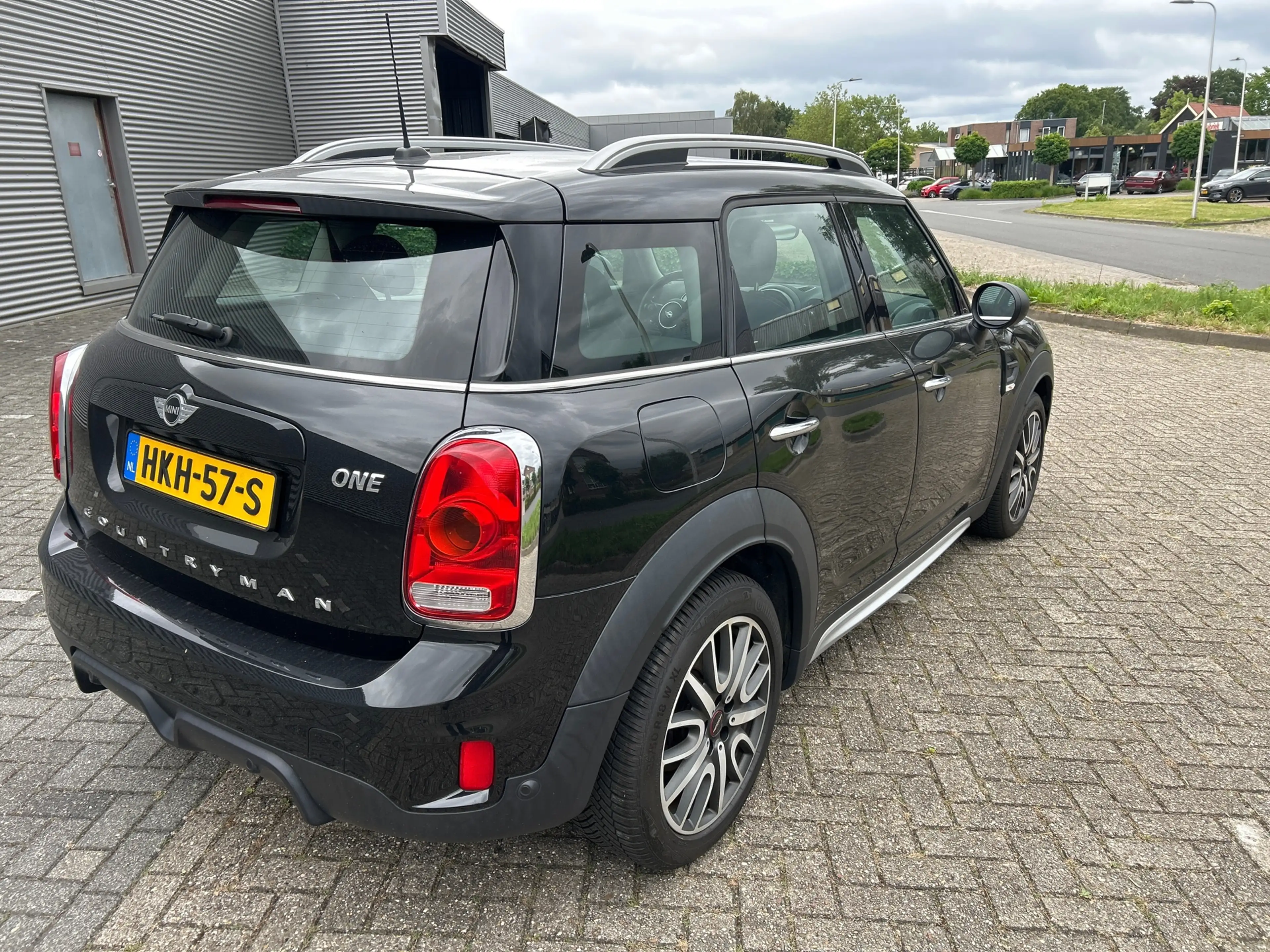 MINI One Countryman 1.5 Chili Works uitvoering — photo 2