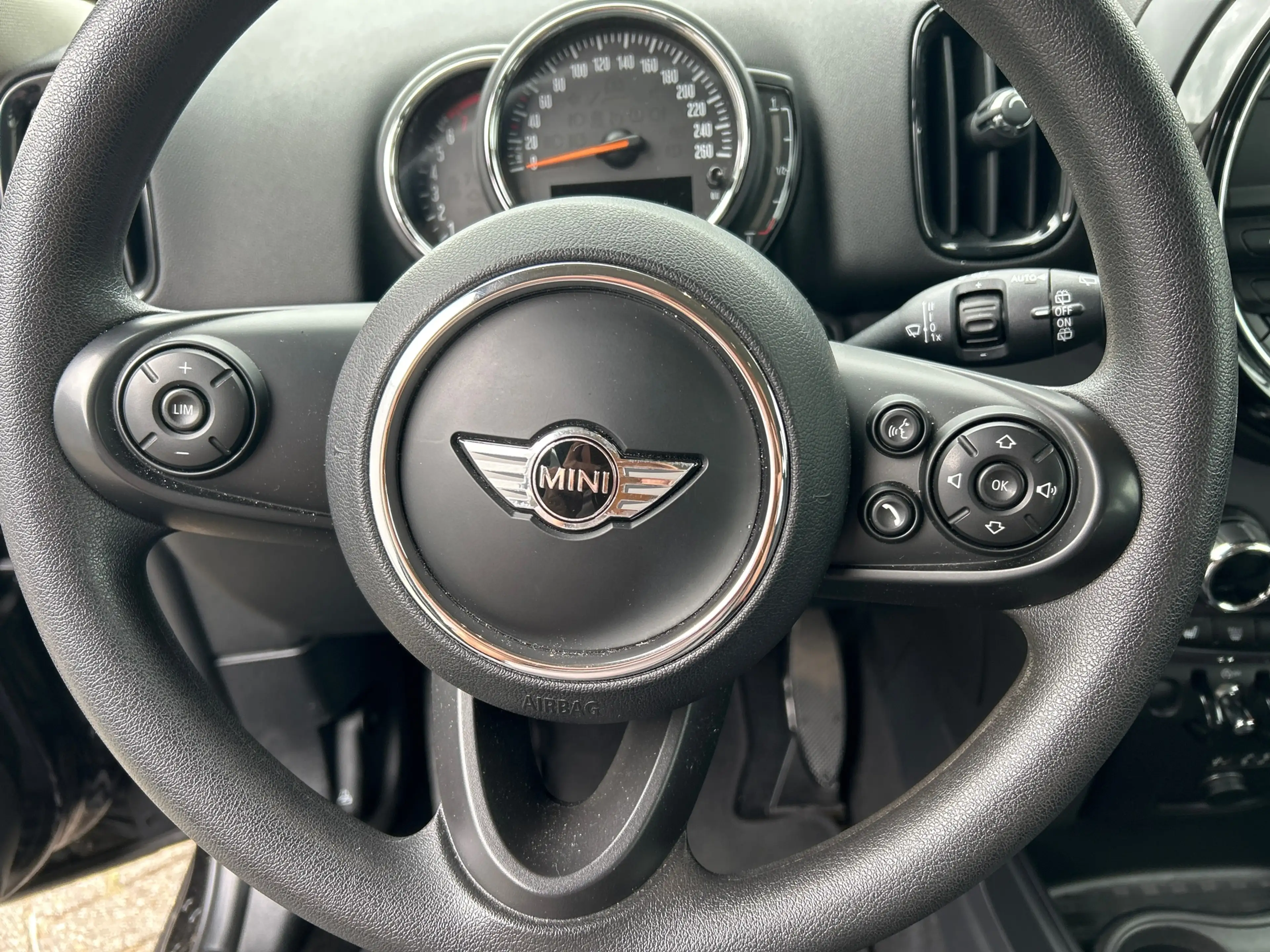 MINI One Countryman 1.5 Chili Works uitvoering — photo 12