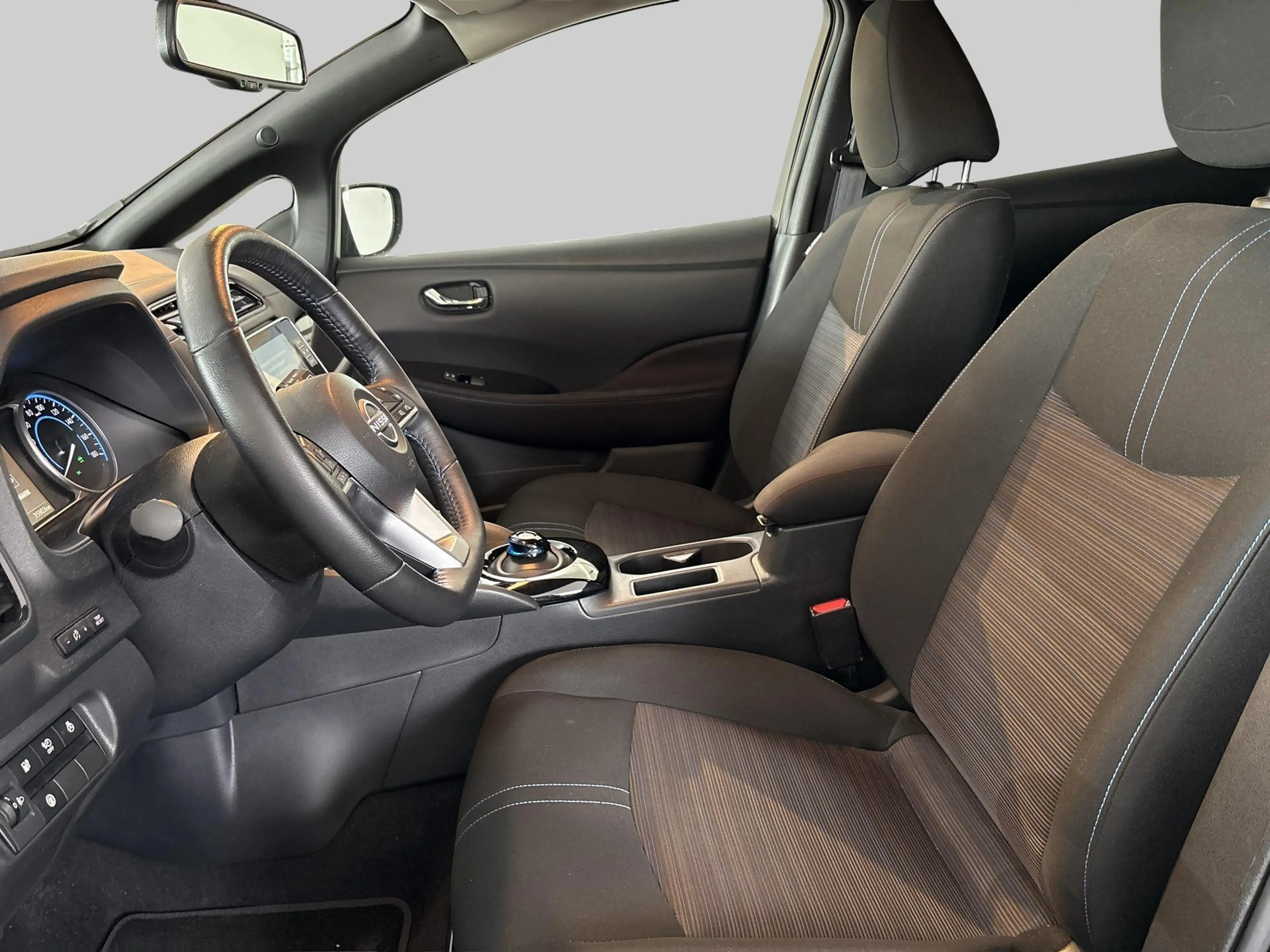 Nissan Leaf N-Connecta 39 kWh | Parkeersensoren | Camera | App — photo 14