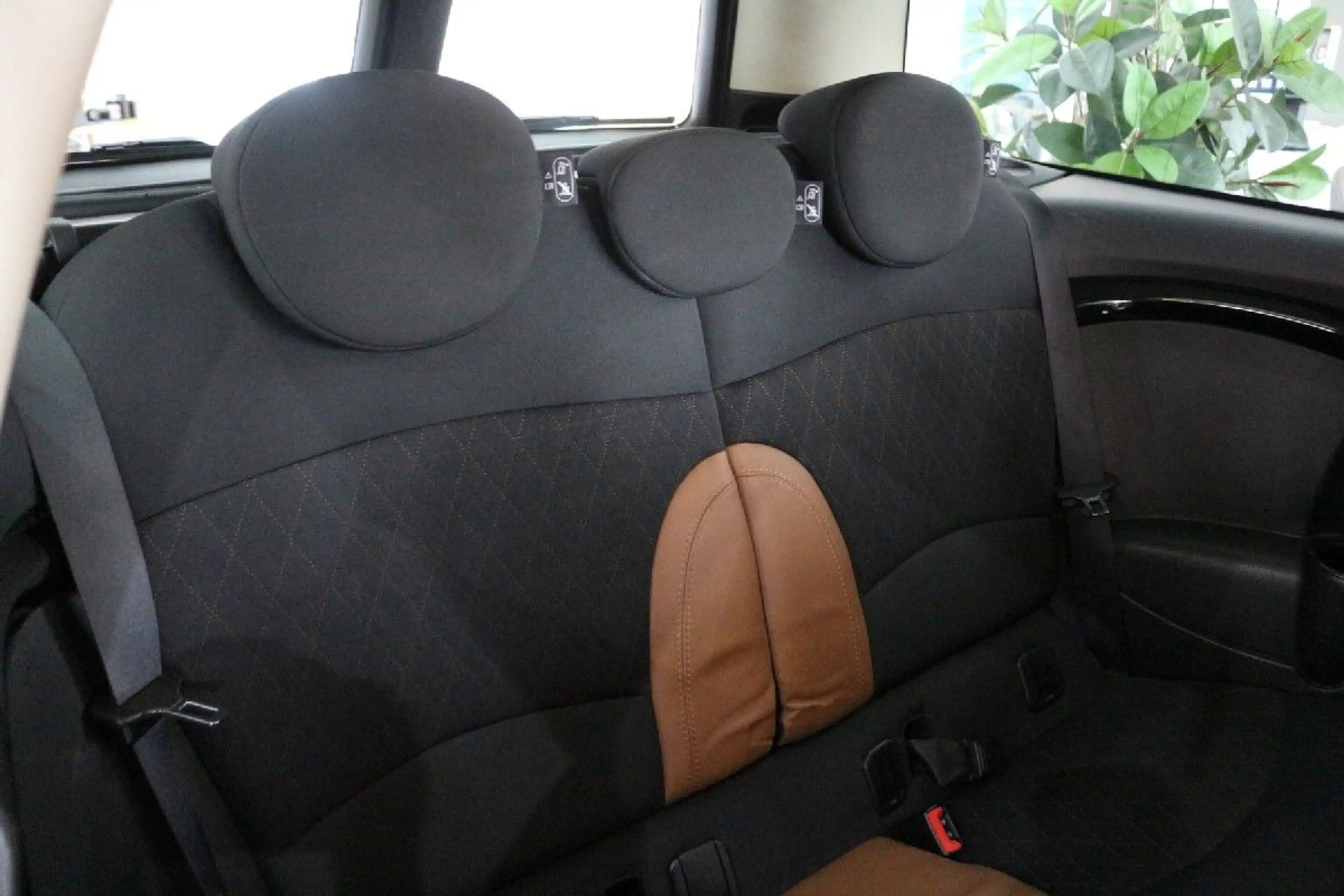 MINI Cooper D Clubman - BiXenon-Leder-Navi-Pano-Voll — photo 14
