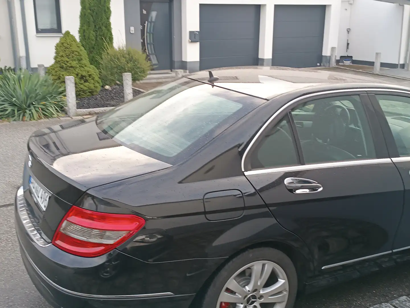 Mercedes-Benz C 180 C-Klasse CGI BlueEFFICIENCY, W204,Neue Steuerkette Чорний - 2
