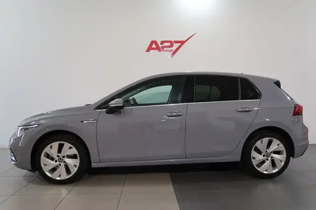 Volkswagen Golf view 3