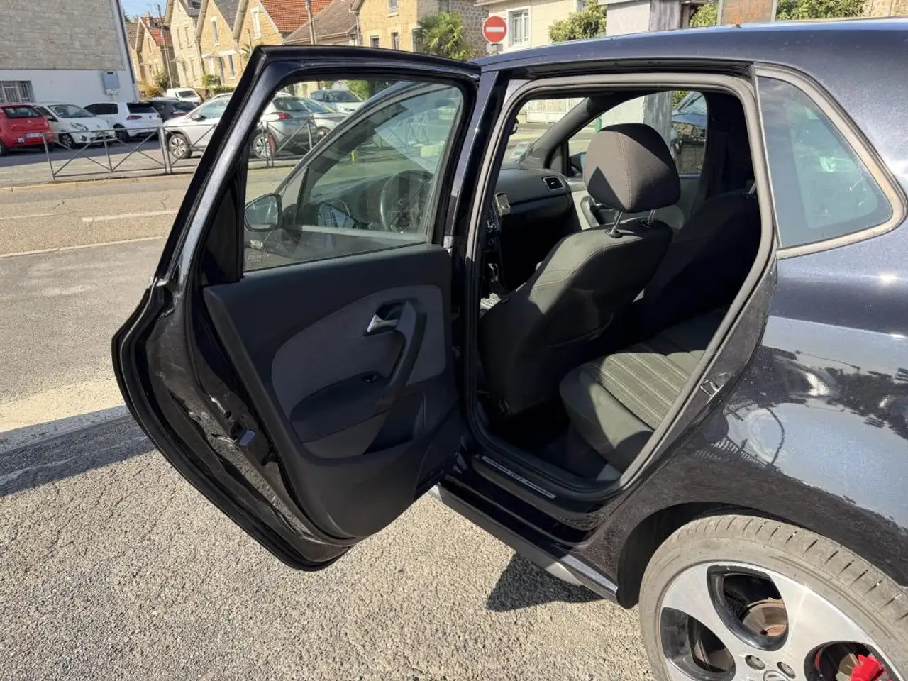 Volkswagen Polo GTI — photo 18