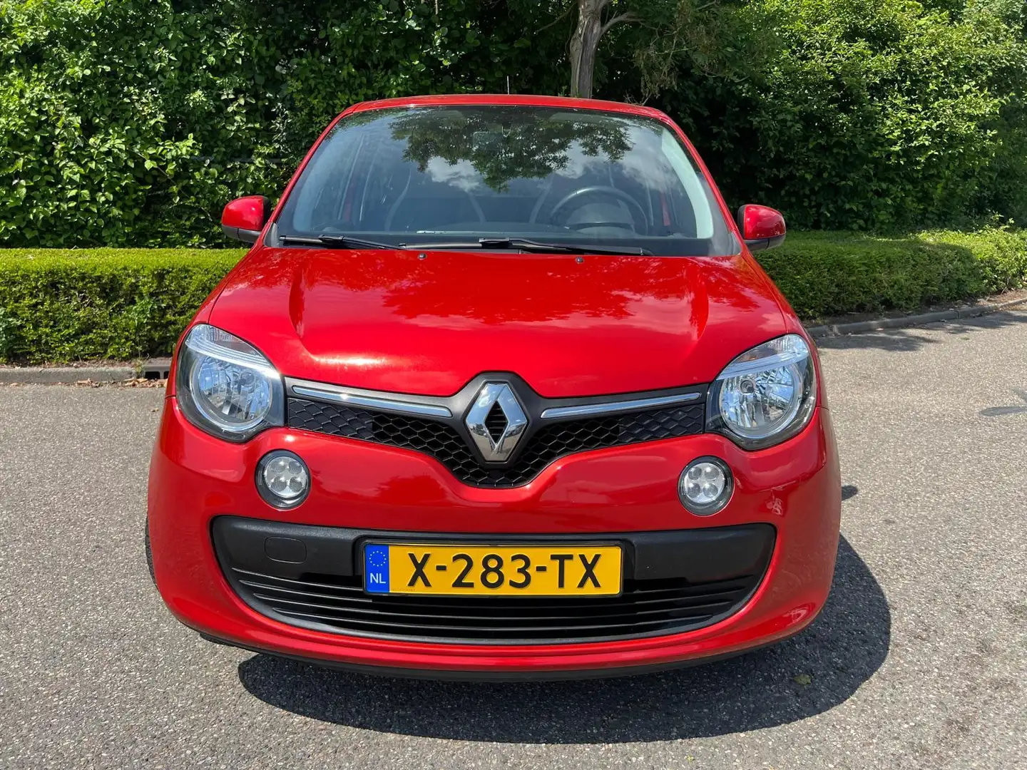 Renault Twingo 1.0 SCe Experience / Airco / Parkeersensoren / Rood - 2