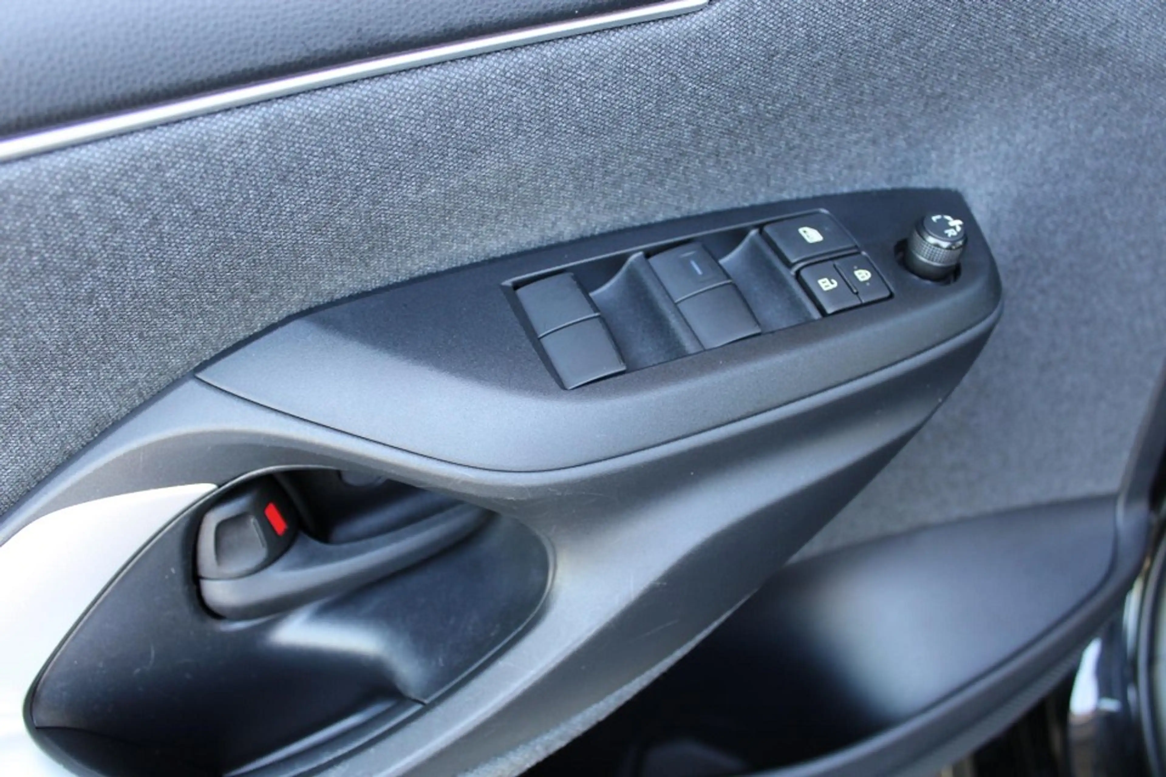 Mazda 2 Hybrid 1.5L VVT-i 116 PS AGILE AUTOMATIK — photo 14