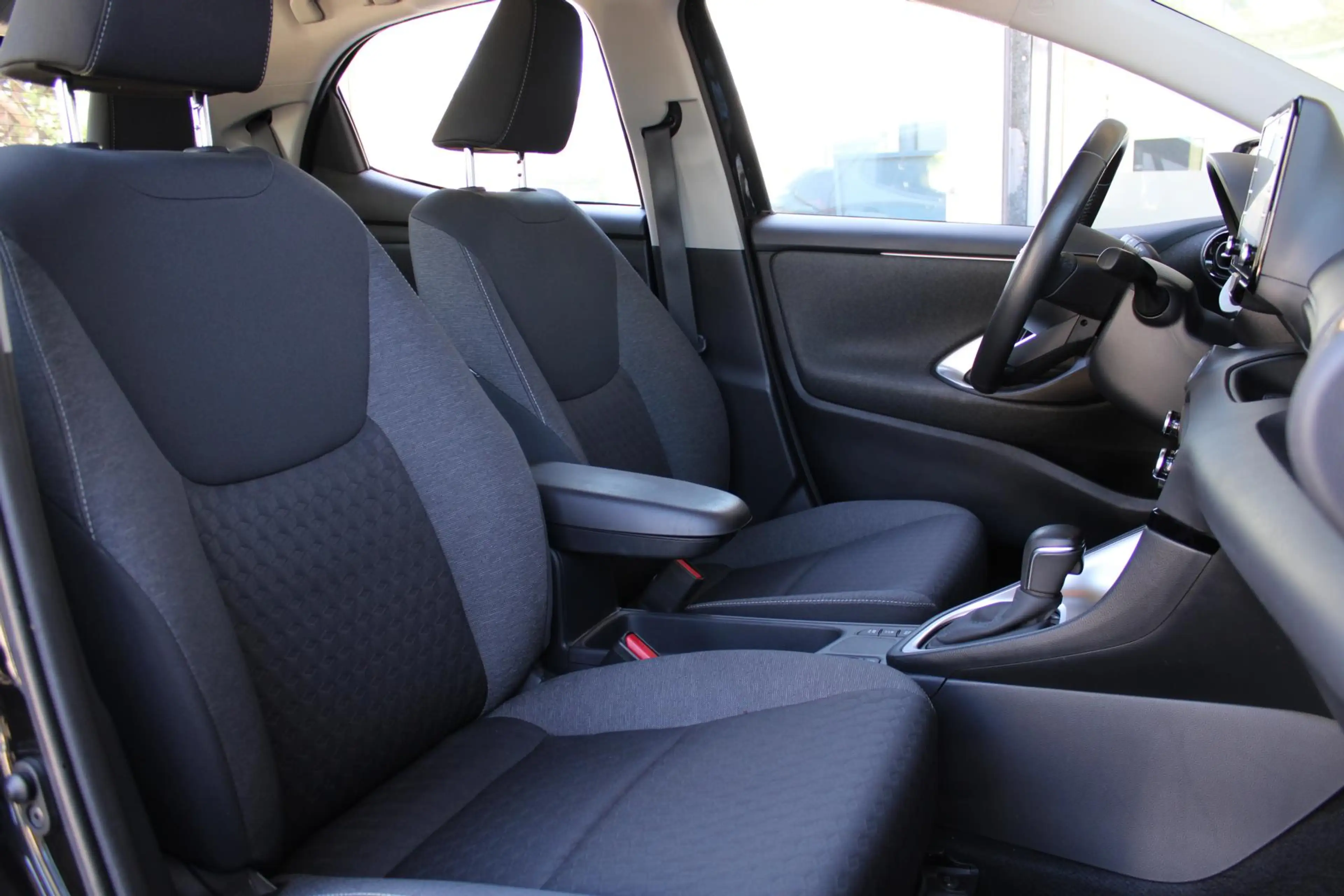 Mazda 2 Hybrid 1.5L VVT-i 116 PS AGILE AUTOMATIK — photo 11