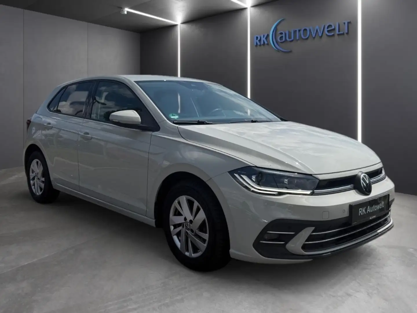 Volkswagen Polo VI Style 1.0 TSI Apple CarPlay DAB+ Grau - 2