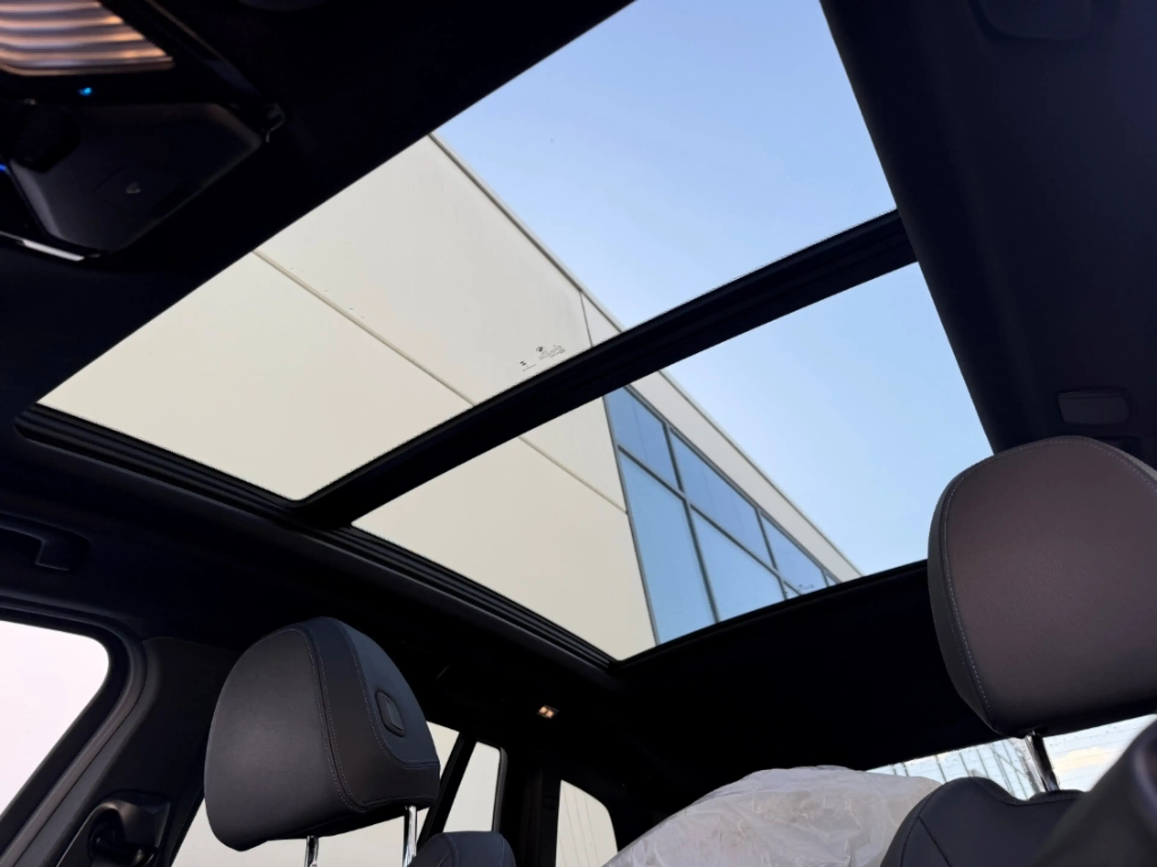 BMW iX3 M-Sport Impressive Sportpaket HUD AD AHK-klappbar — photo 14