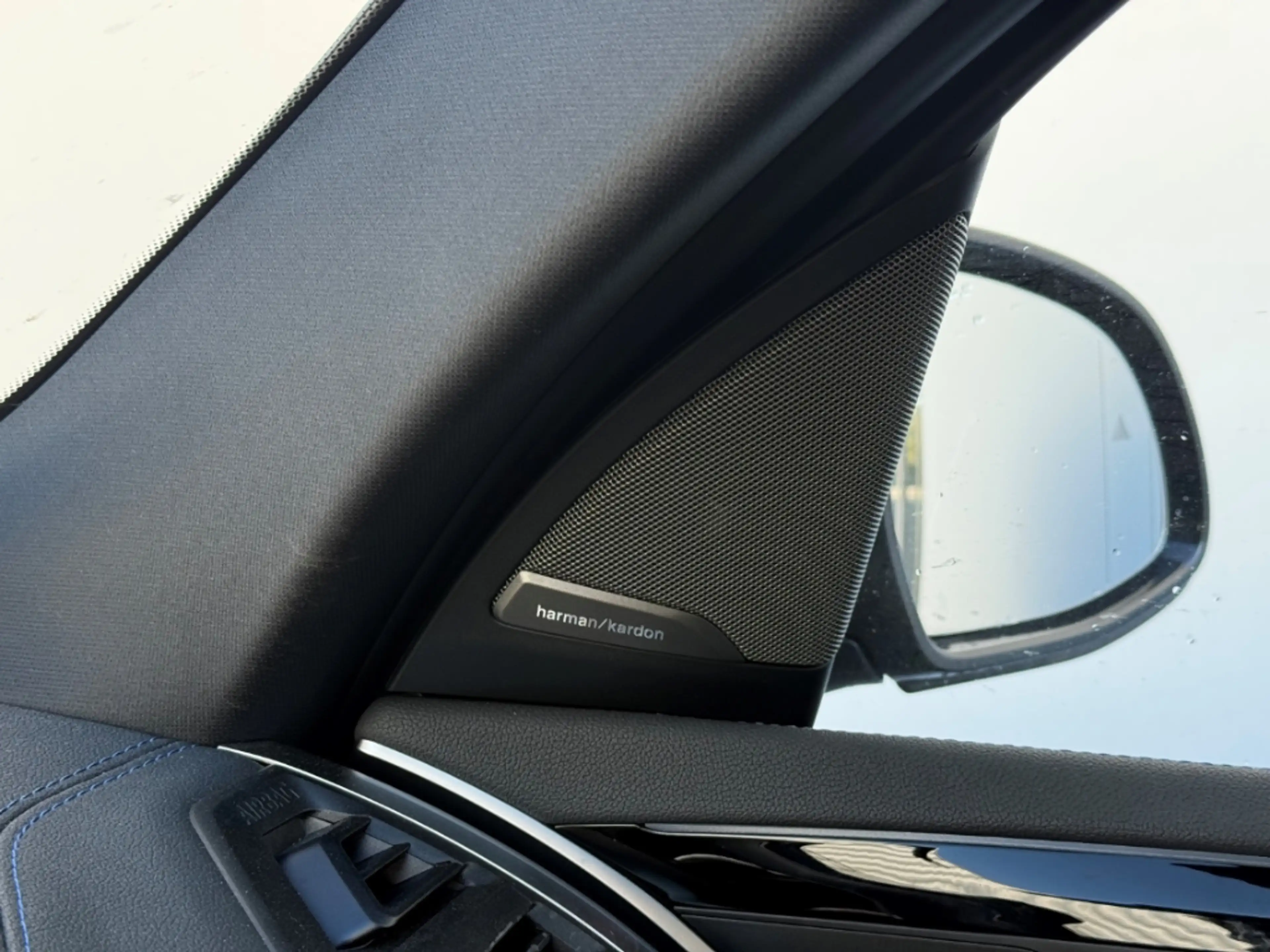 BMW iX3 M-Sport Impressive Sportpaket HUD AD AHK-klappbar — photo 11