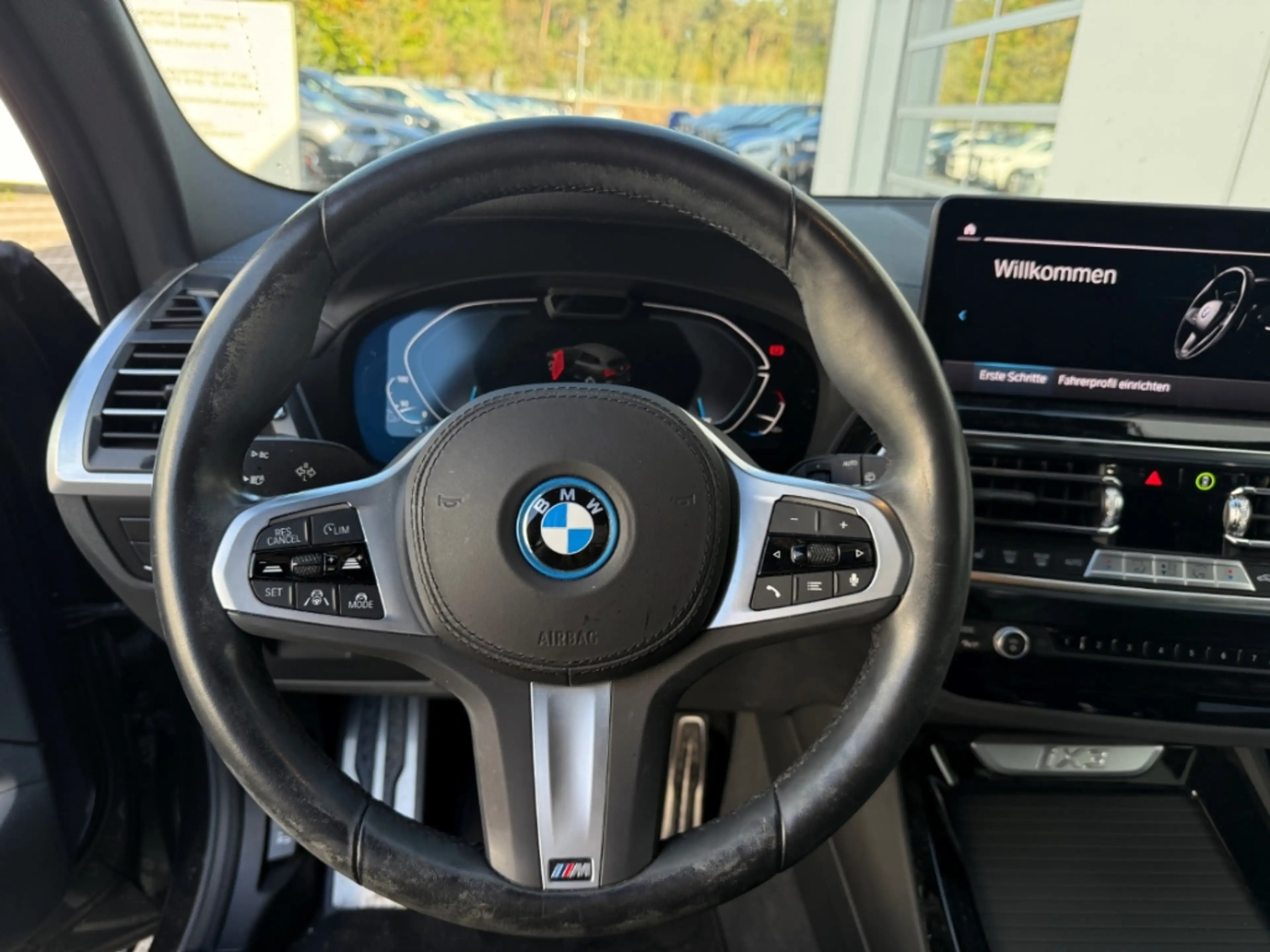 BMW iX3 M-Sport Impressive Sportpaket HUD AD AHK-klappbar — photo 8