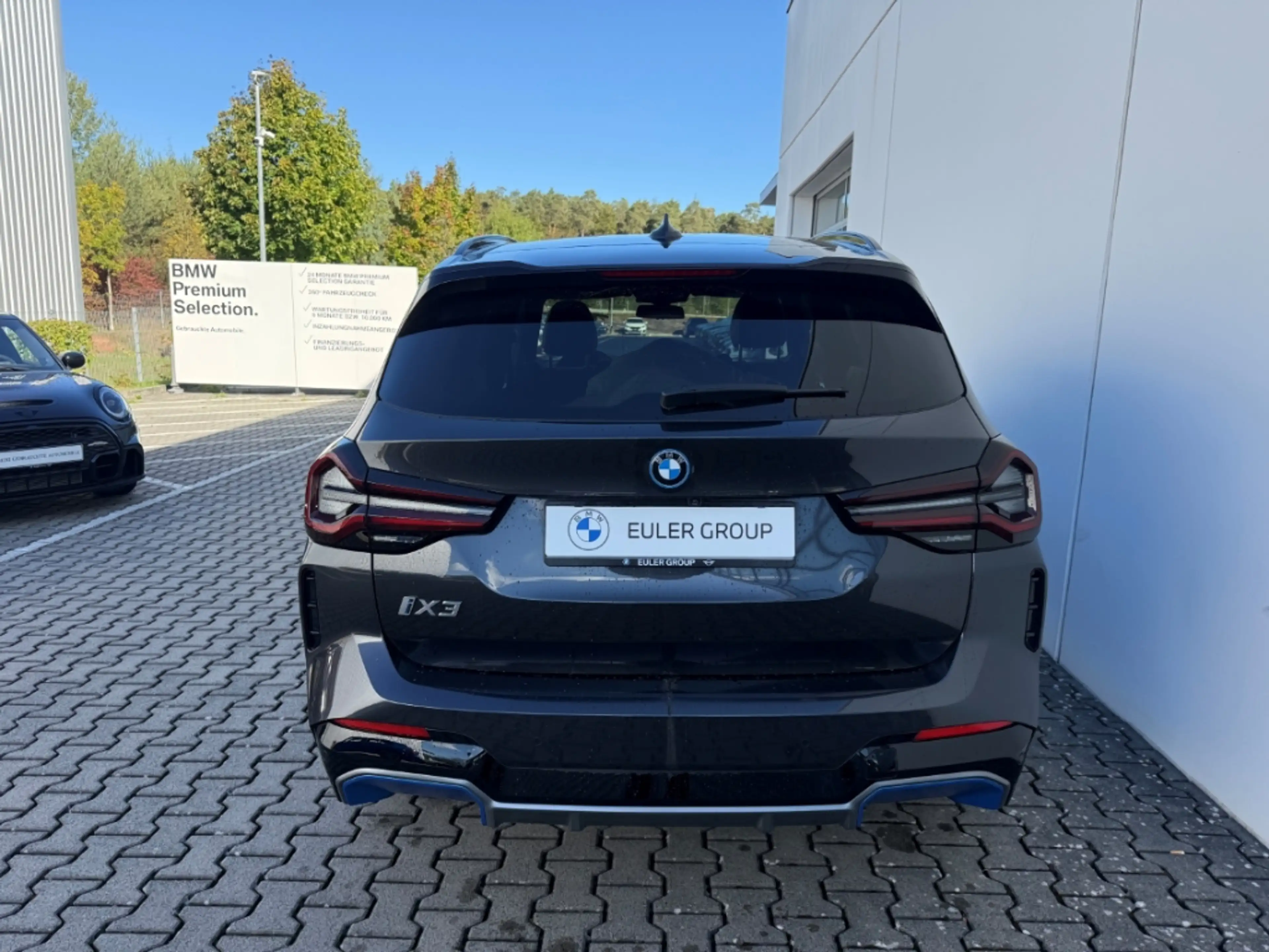 BMW iX3 M-Sport Impressive Sportpaket HUD AD AHK-klappbar — photo 5