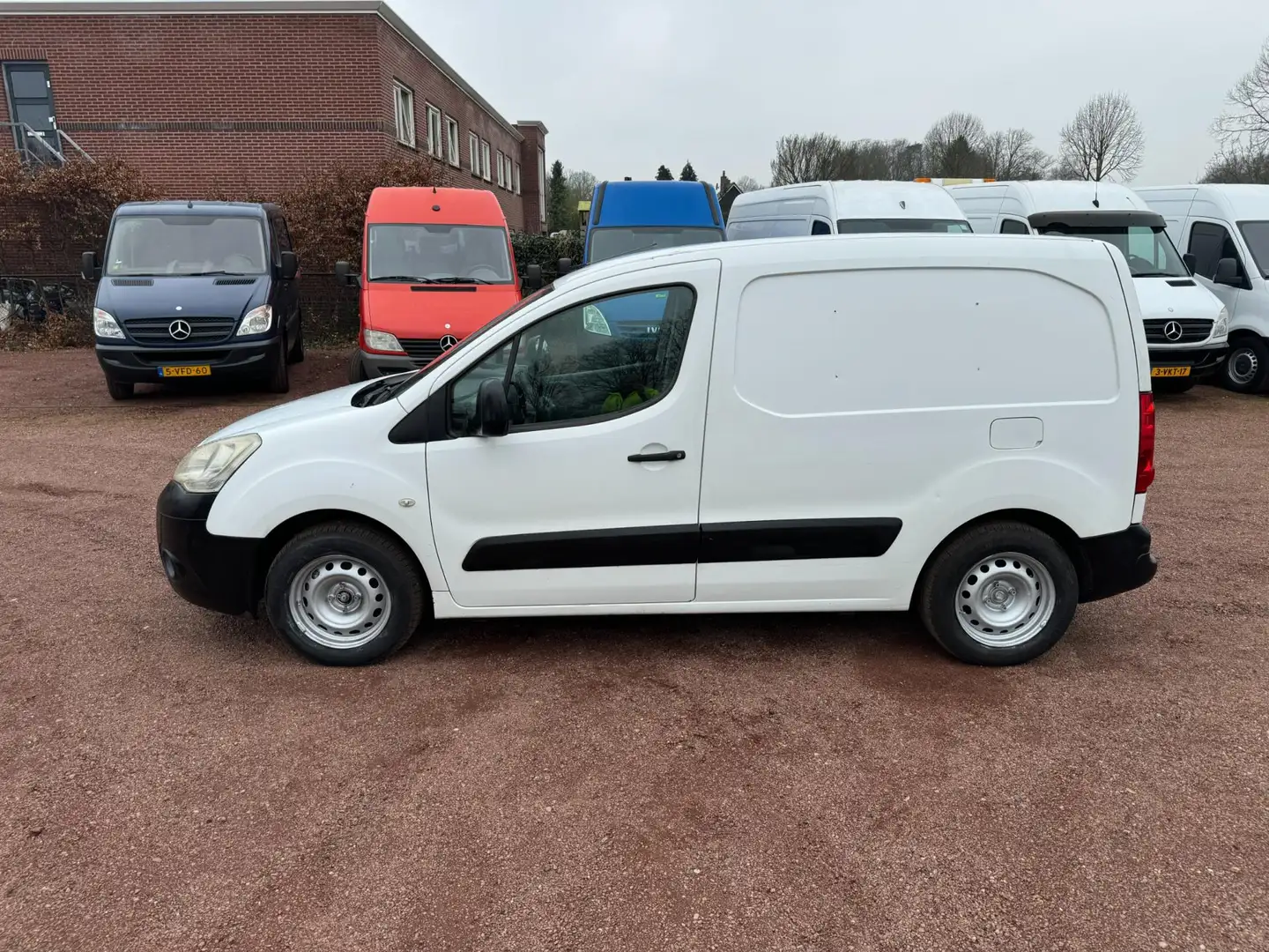 Citroen Berlingo 1.6 HDI 500 Club Blanc - 2