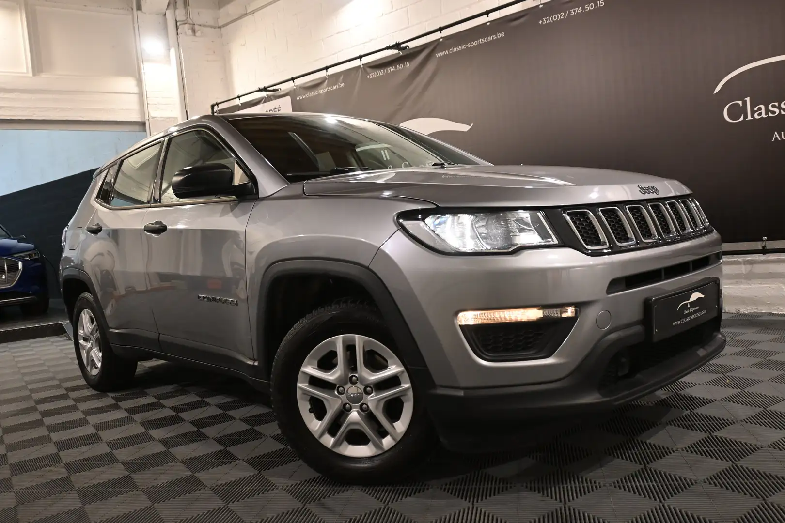 Jeep Compass 1.4 Turbo 4x2 SPORT / GPS NAVI / APPLE CARPLAY ! Gris - 2