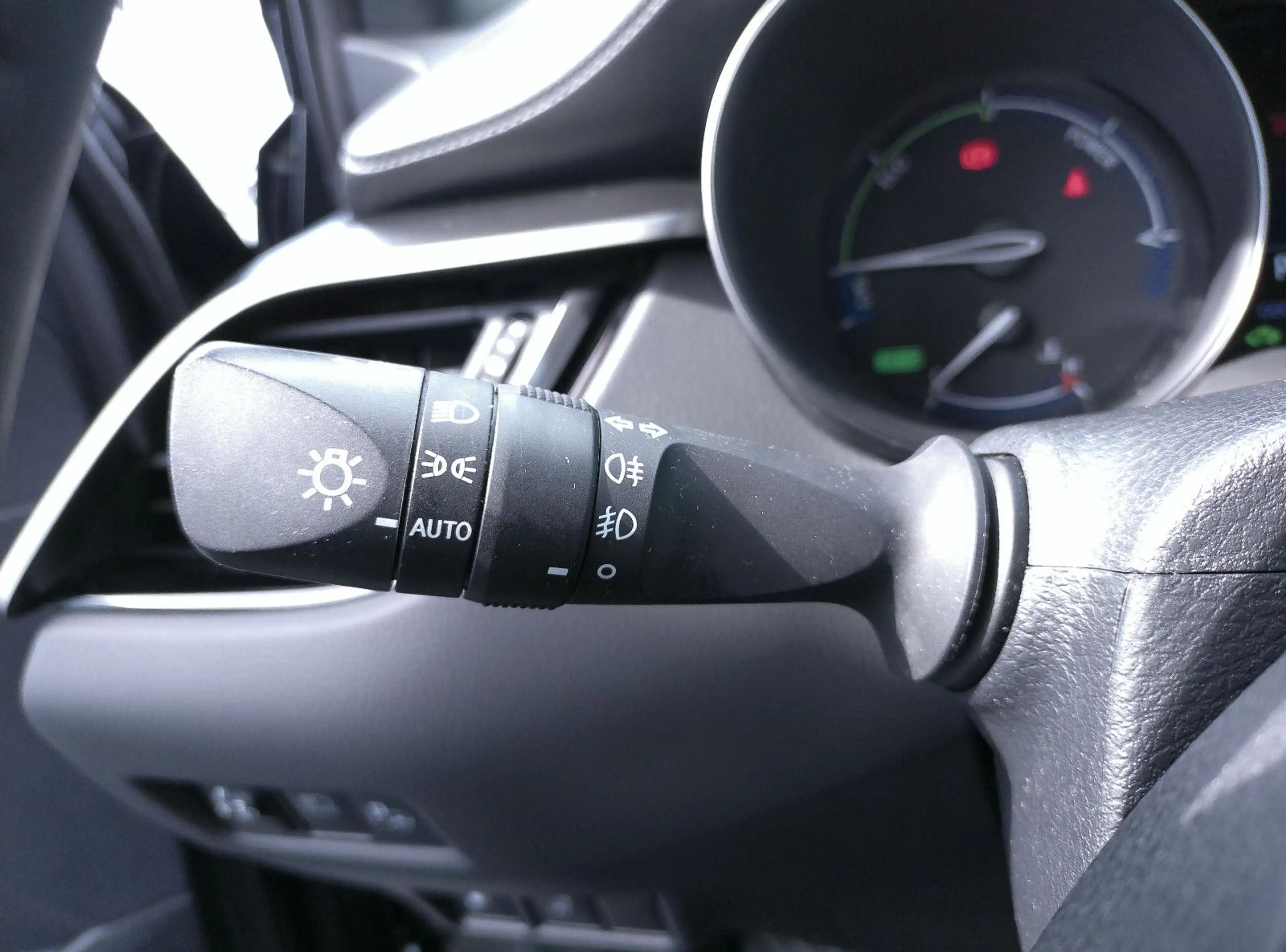 Toyota C-HR Hybrid Team D — photo 14