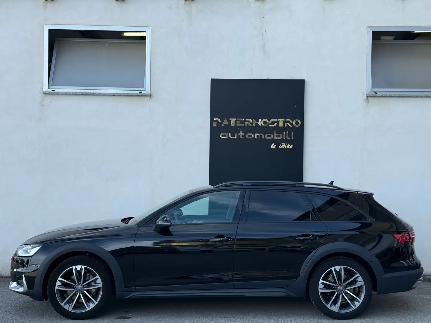 Audi A4 allroad 40 2.0 tdi quattro 190cv s tronic Černá - 2