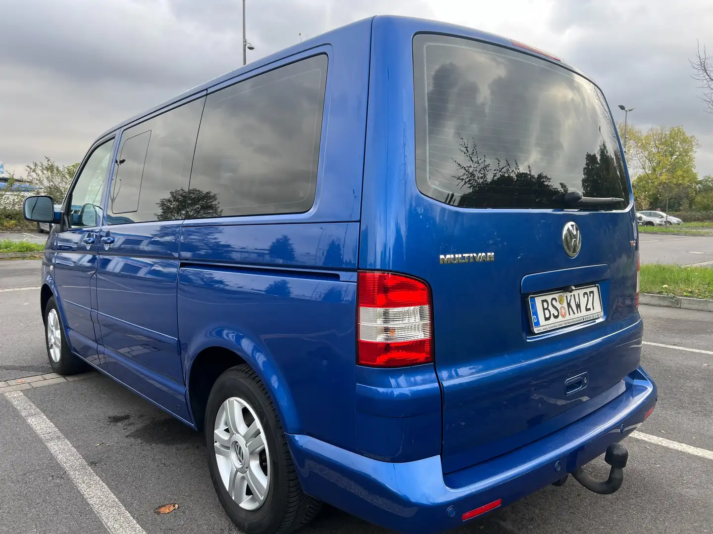 Volkswagen T5 Multivan Transporter T5 TDI DPF Business Autm. Blauw - 2