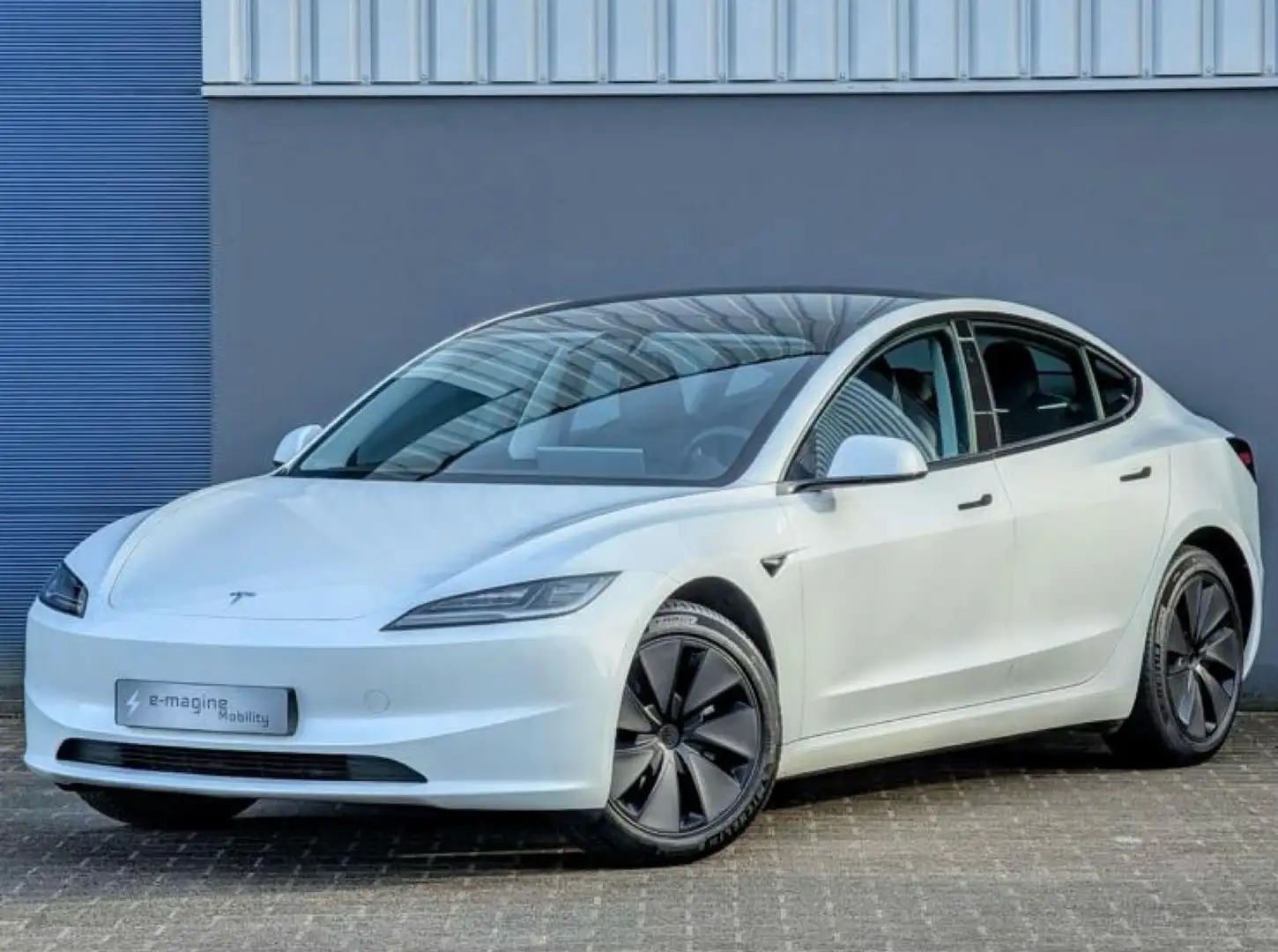 Tesla Model 3 RWD 60 KWH Highland 28-12-2023 Actieradius: 554 km Wit - 1