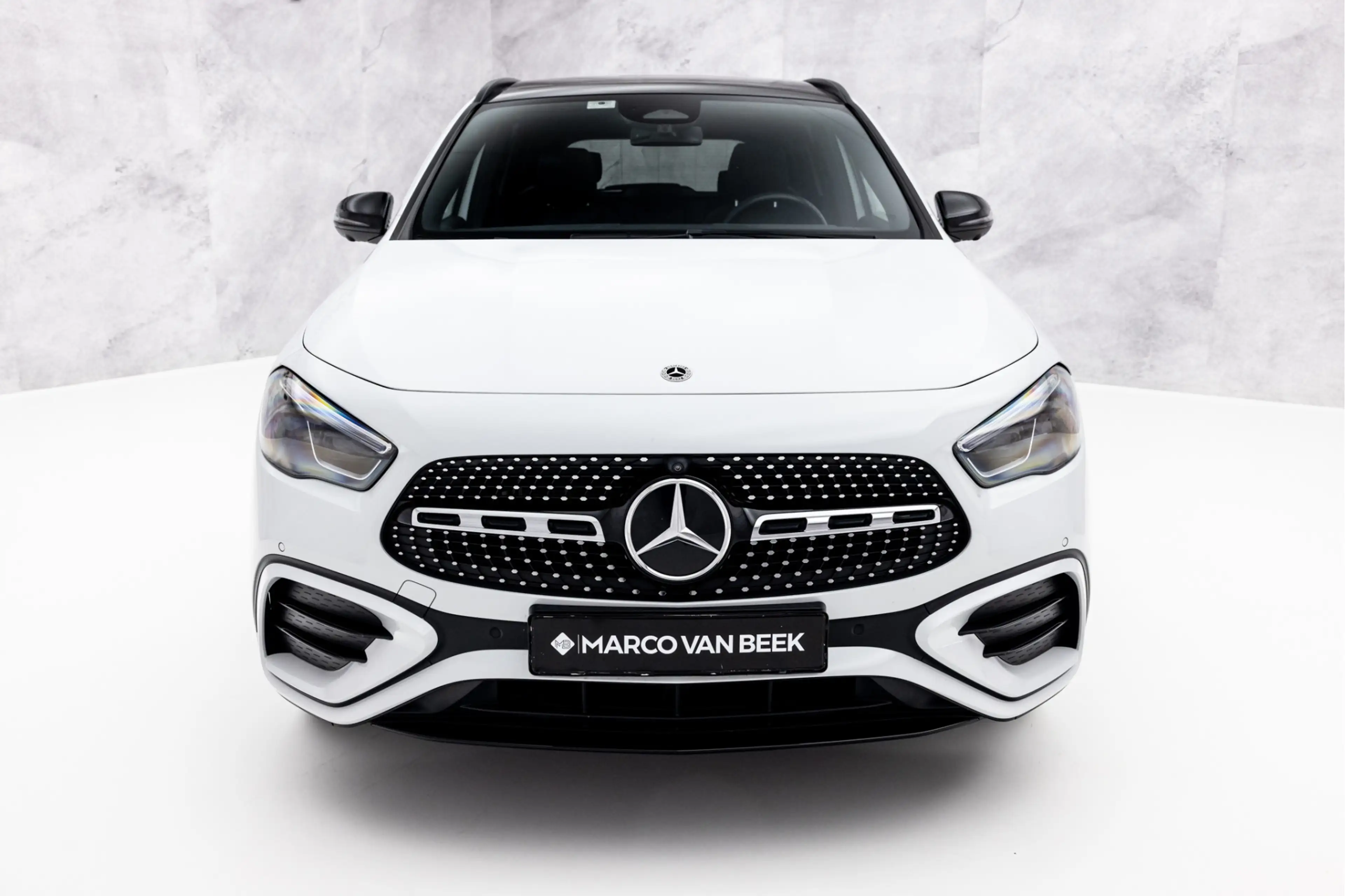 Mercedes-Benz GLA 250 e AMG Line | Facelift | Pano | Memory | ACC | 360 — photo 9