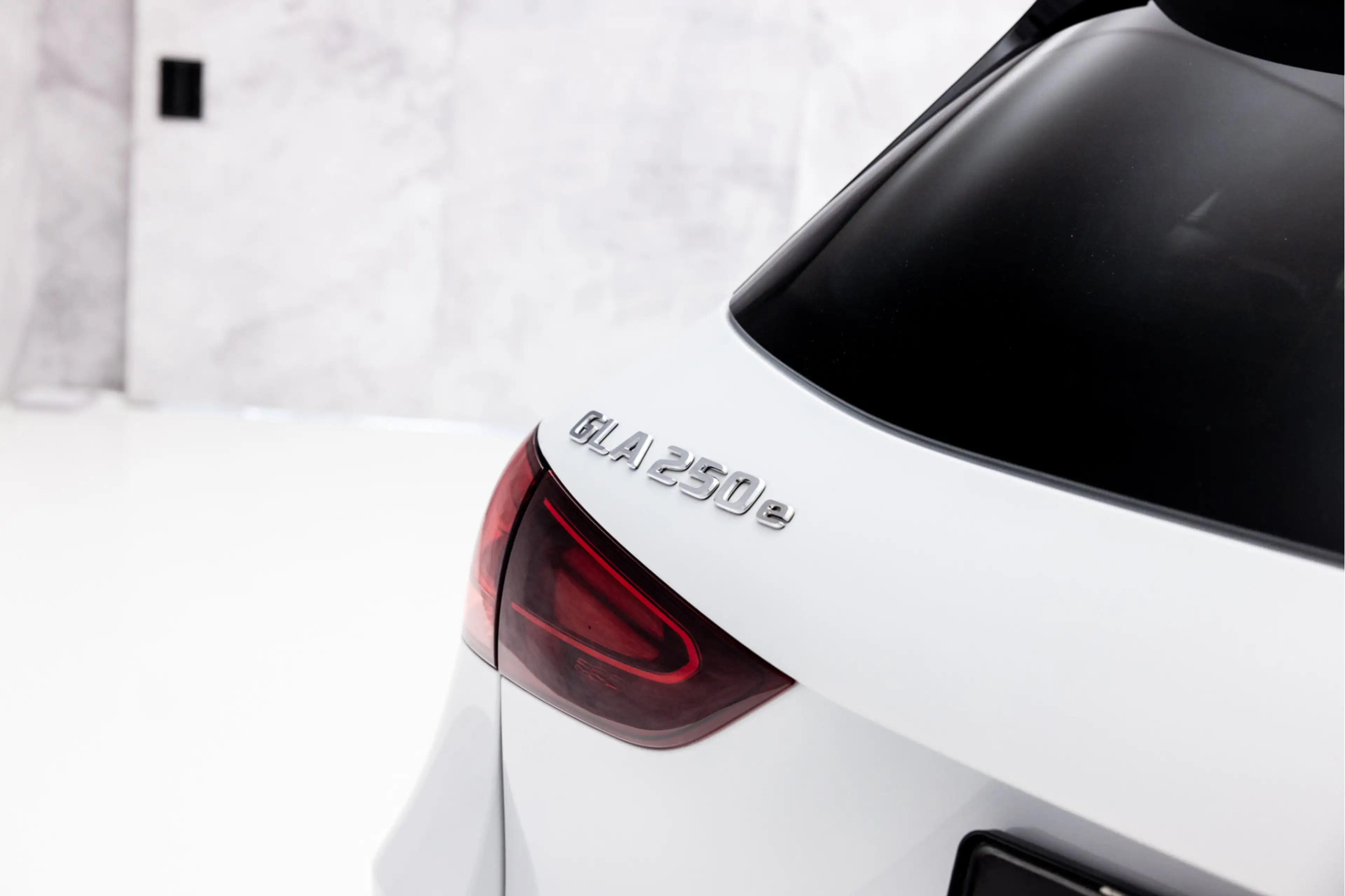 Mercedes-Benz GLA 250 e AMG Line | Facelift | Pano | Memory | ACC | 360 — photo 12