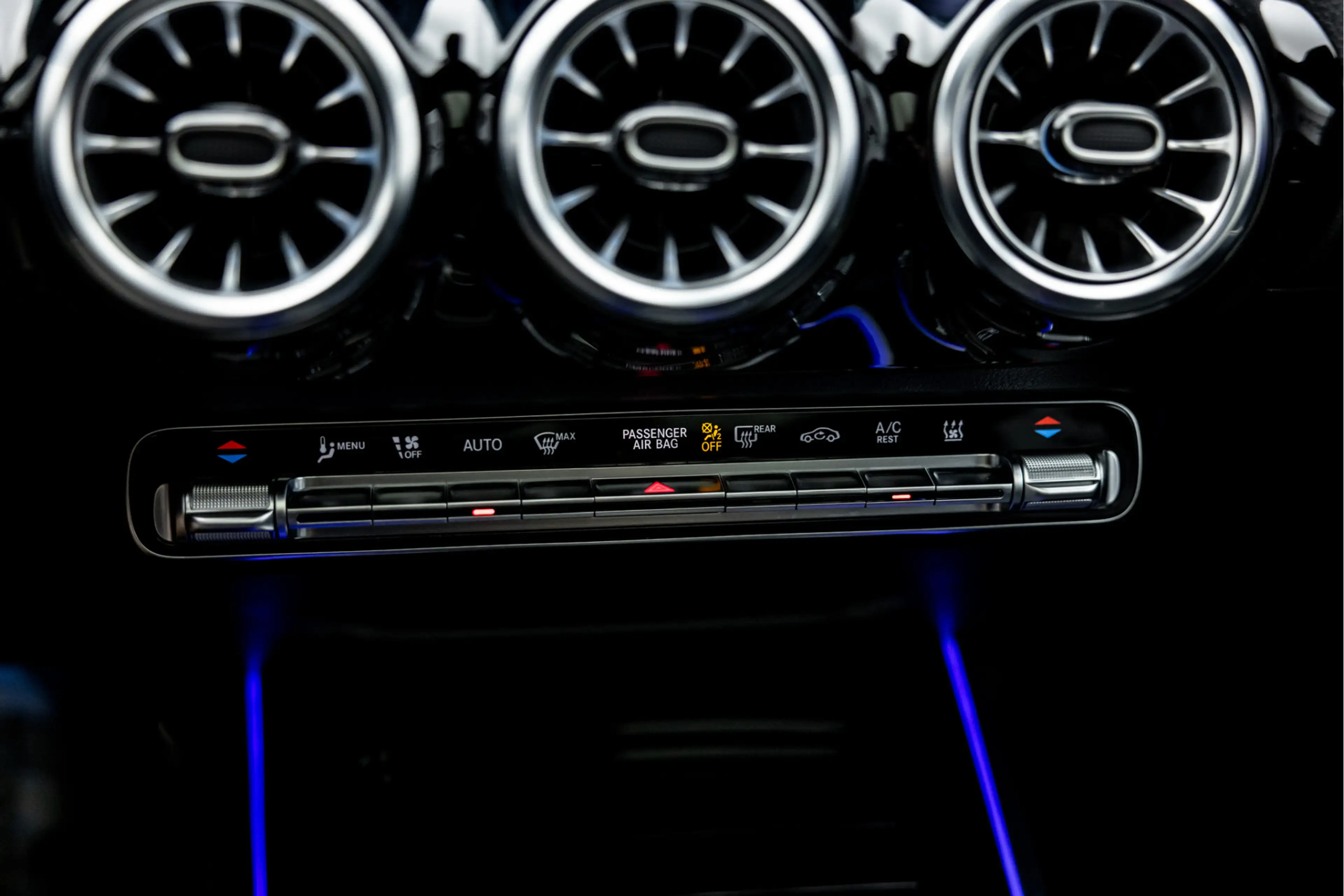 Mercedes-Benz GLA 250 e AMG Line | Facelift | Pano | Memory | ACC | 360 — photo 47
