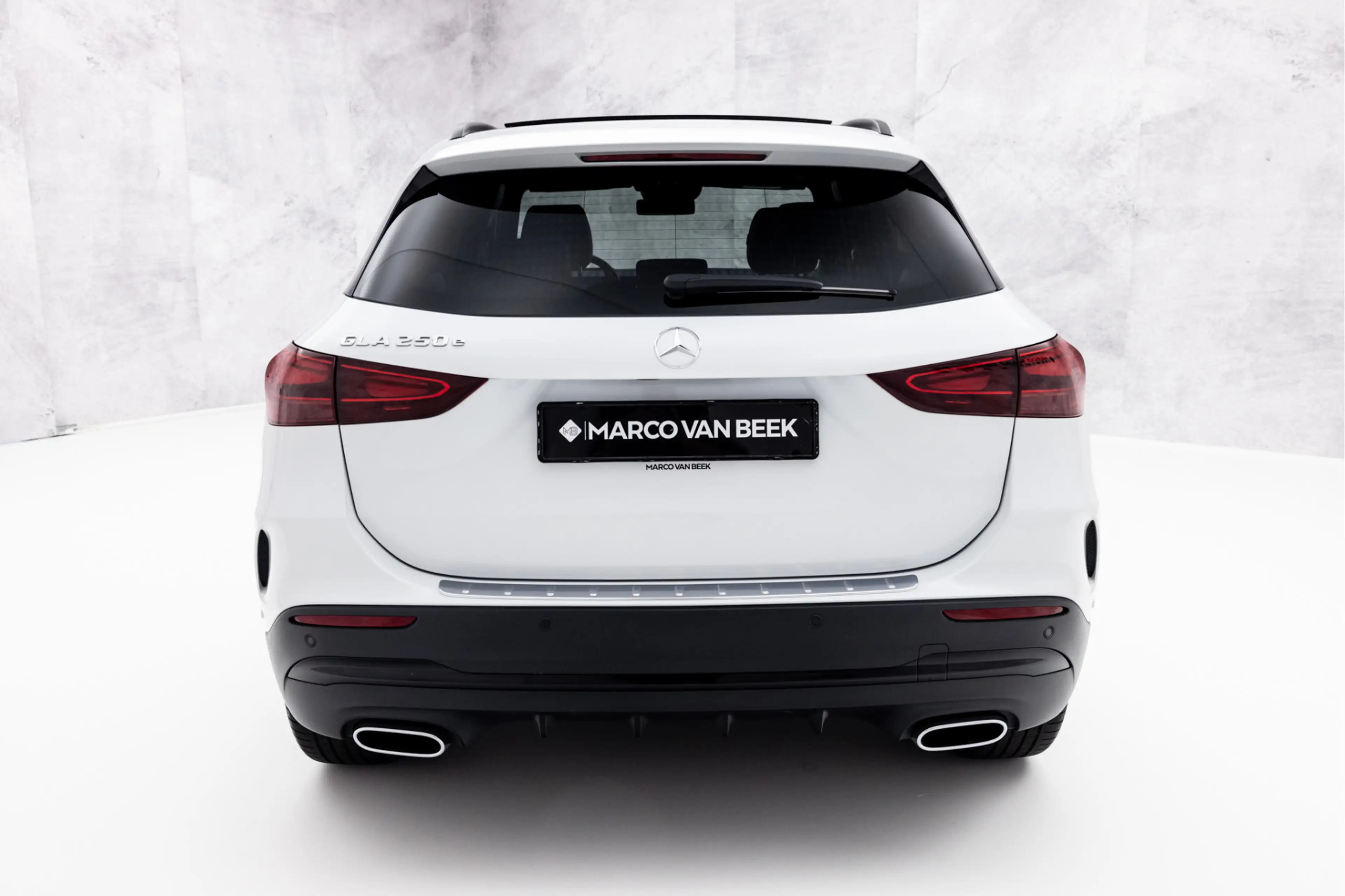Mercedes-Benz GLA 250 e AMG Line | Facelift | Pano | Memory | ACC | 360 — photo 10