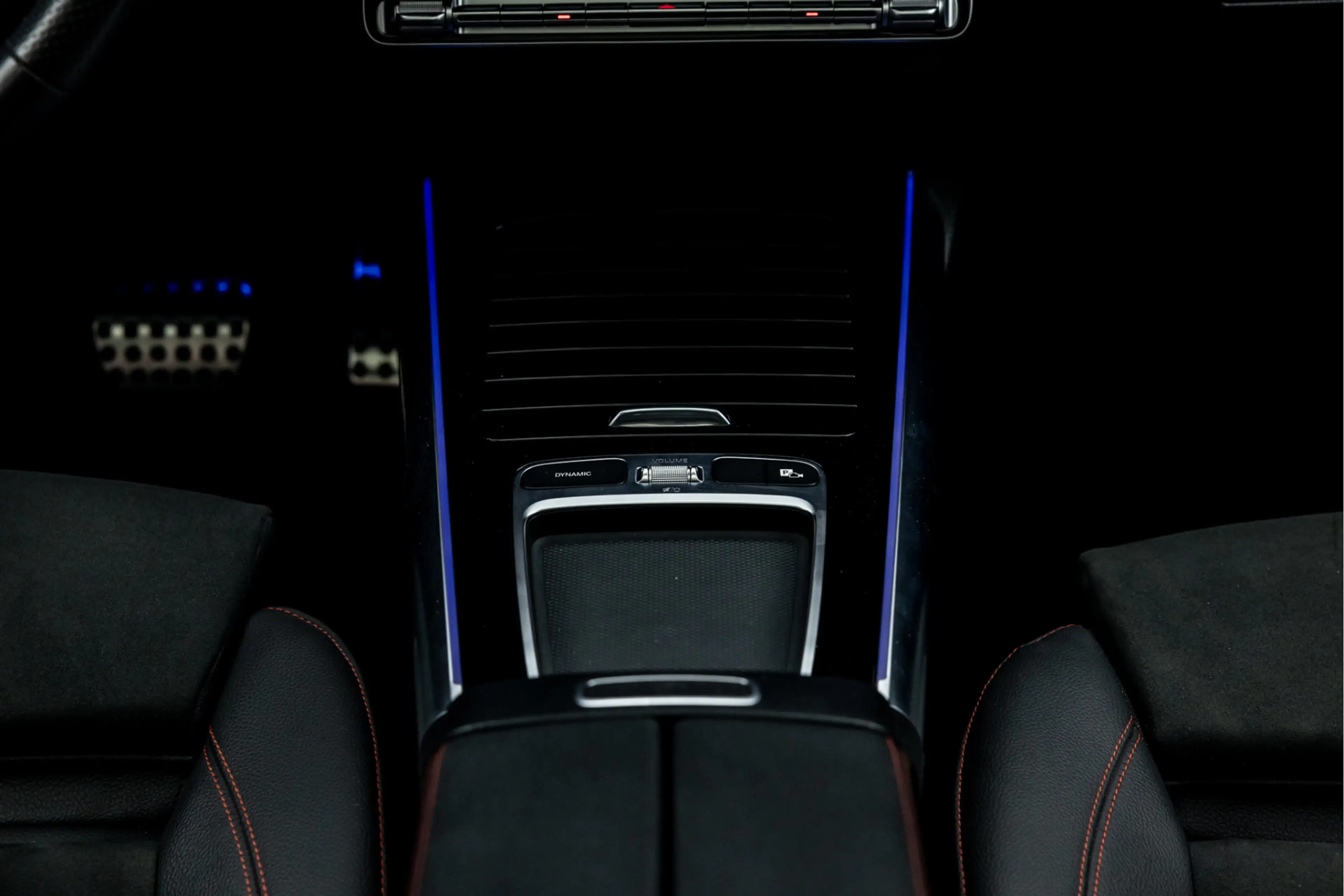Mercedes-Benz GLA 250 e AMG Line | Facelift | Pano | Memory | ACC | 360 — photo 19