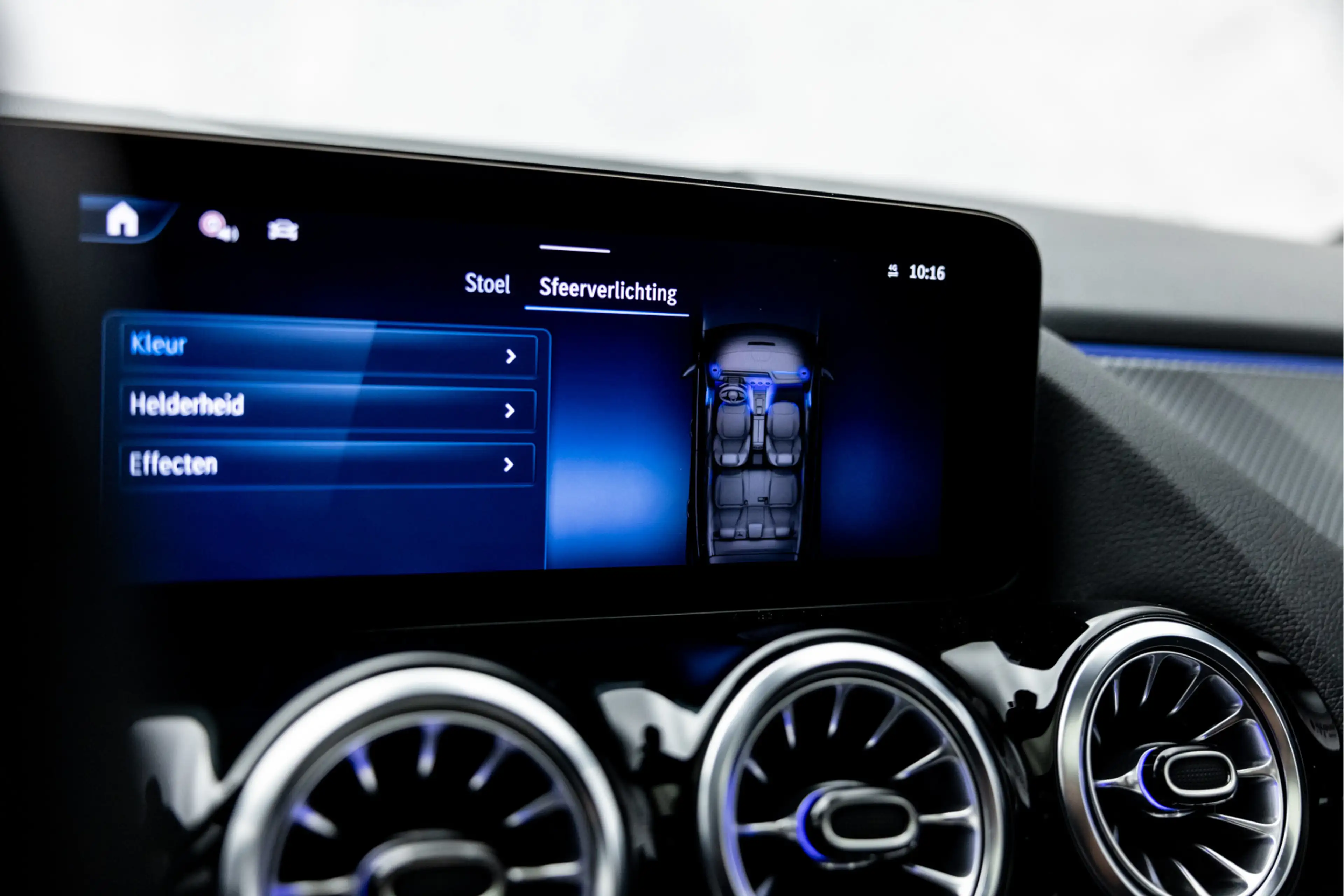 Mercedes-Benz GLA 250 e AMG Line | Facelift | Pano | Memory | ACC | 360 — photo 42