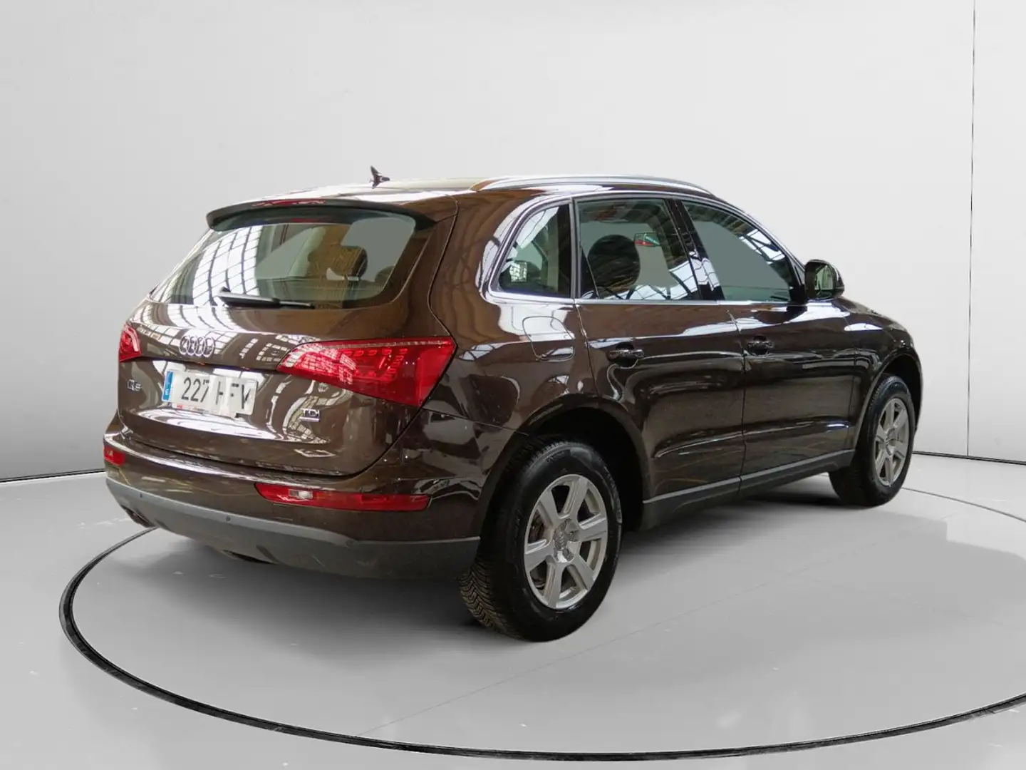 Audi Q5 2.0TDI quattro S-T 170 DPF - 2