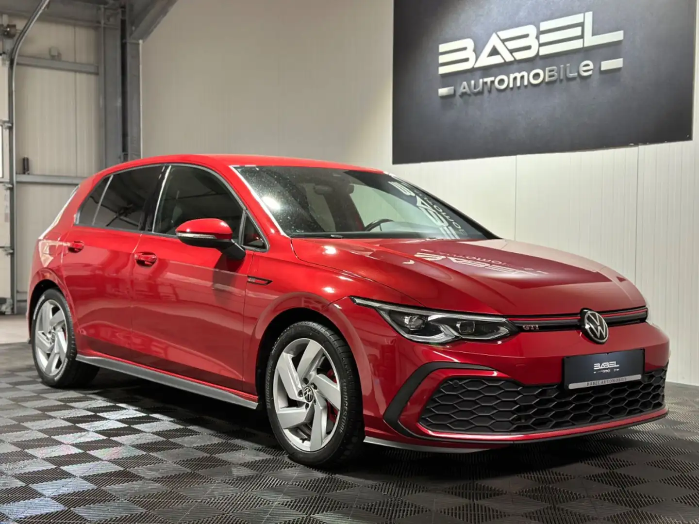 Volkswagen Golf VIII Lim. GTI Rot - 2