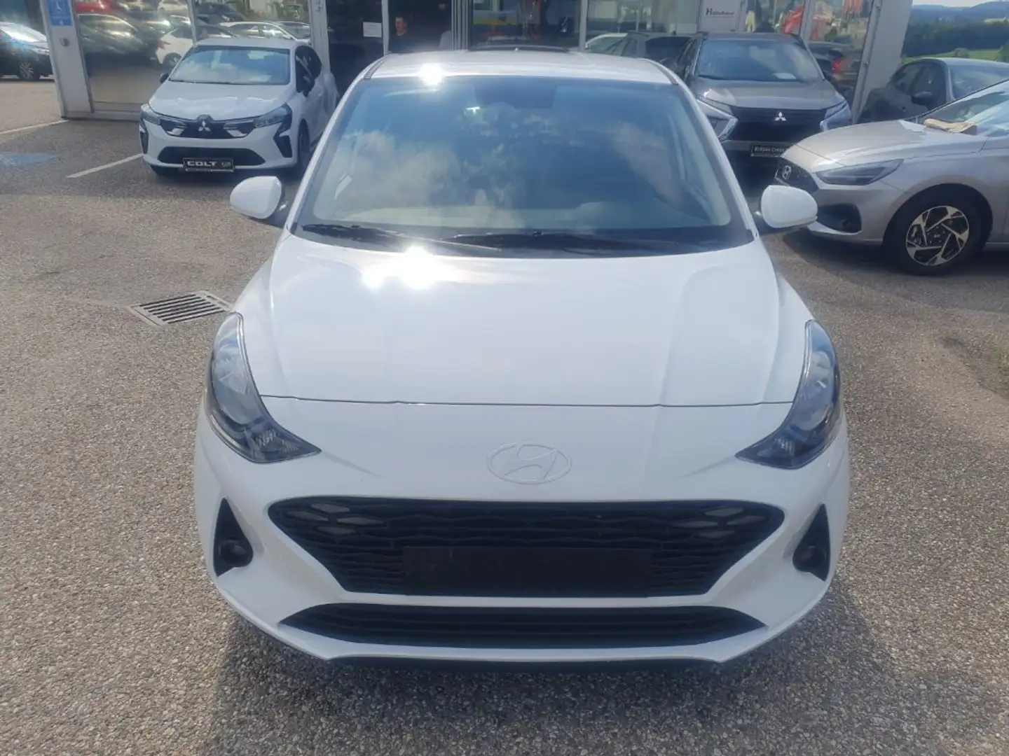 Hyundai i10 GO Plus 1,0 MT a Weiß - 2